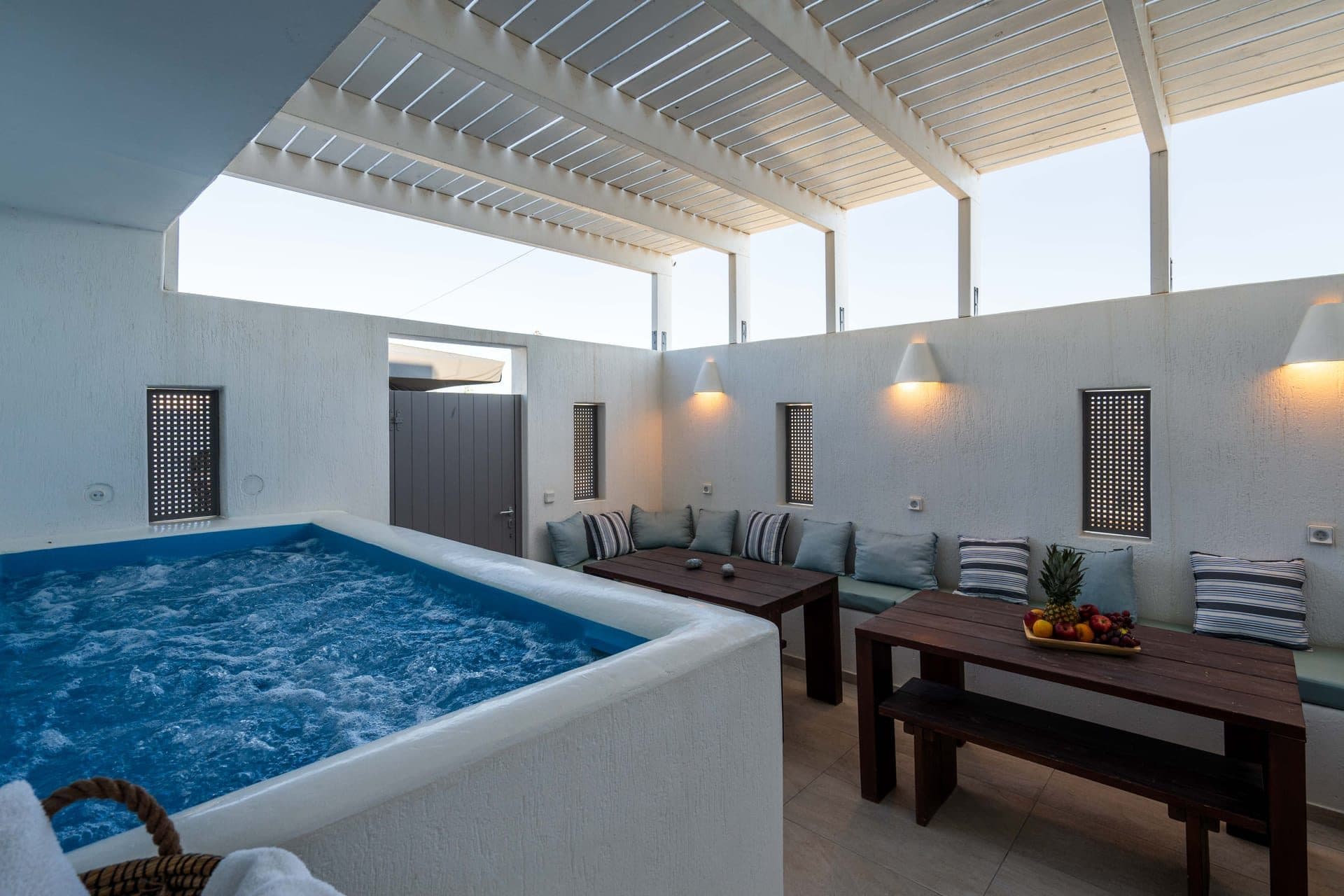 Executive Duplex Three Bedroom Villa with two hot tubs and beach front, Exomitis – photo 25 of 50
