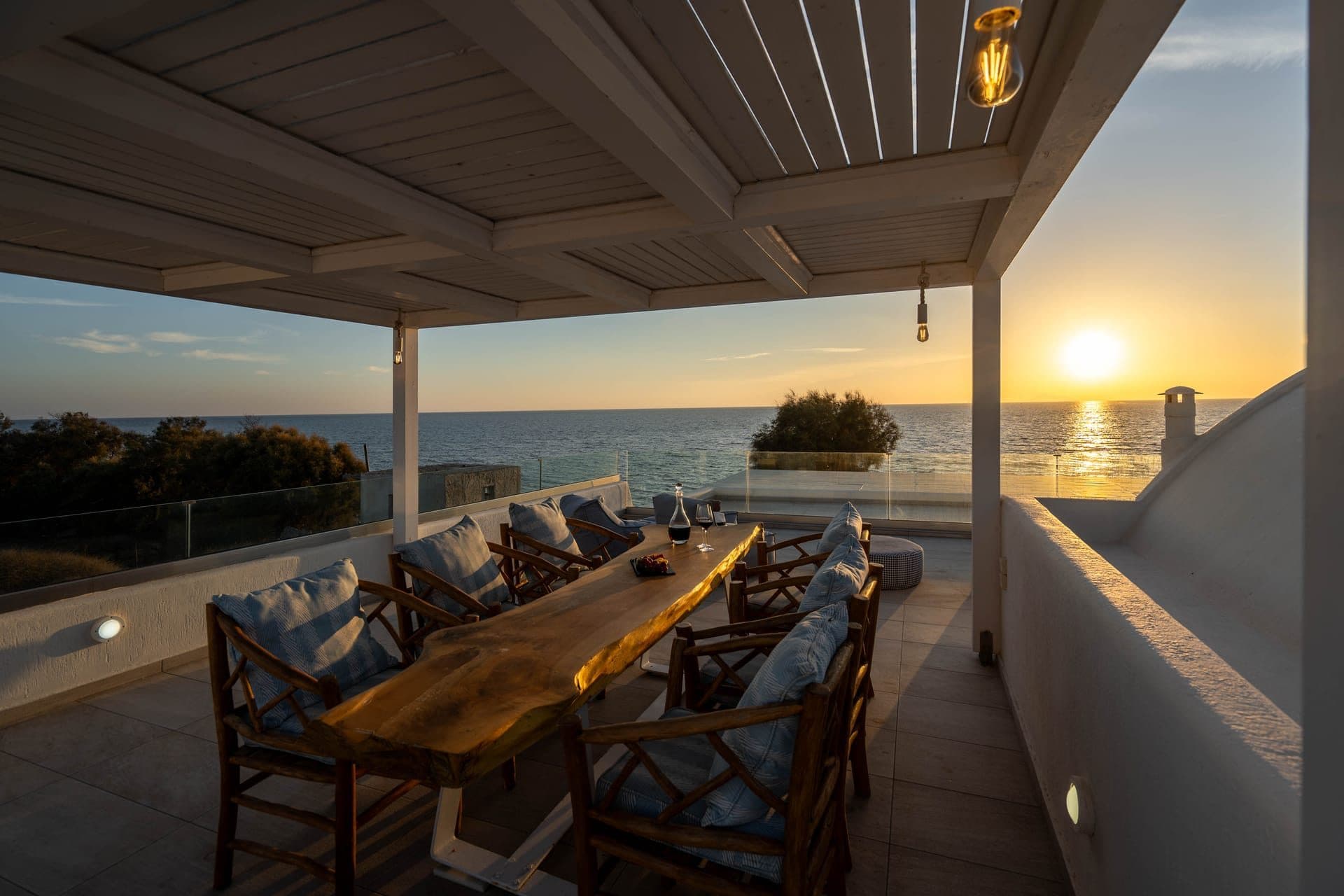Executive Duplex Three Bedroom Villa with two hot tubs and beach front, Exomitis – photo 27 of 50