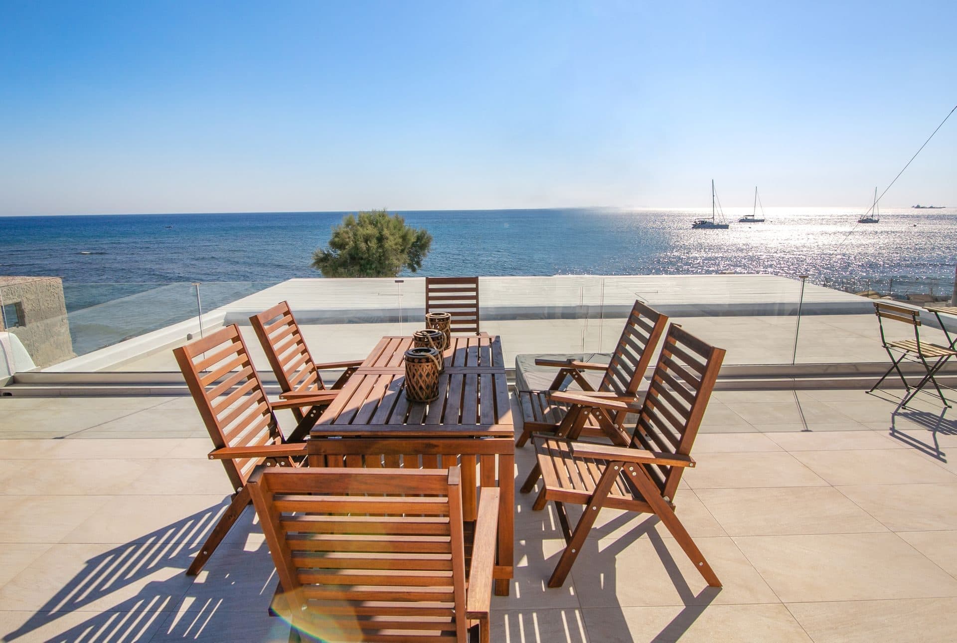 Executive Duplex Three Bedroom Villa with two hot tubs and beach front, Exomitis – photo 42 of 50
