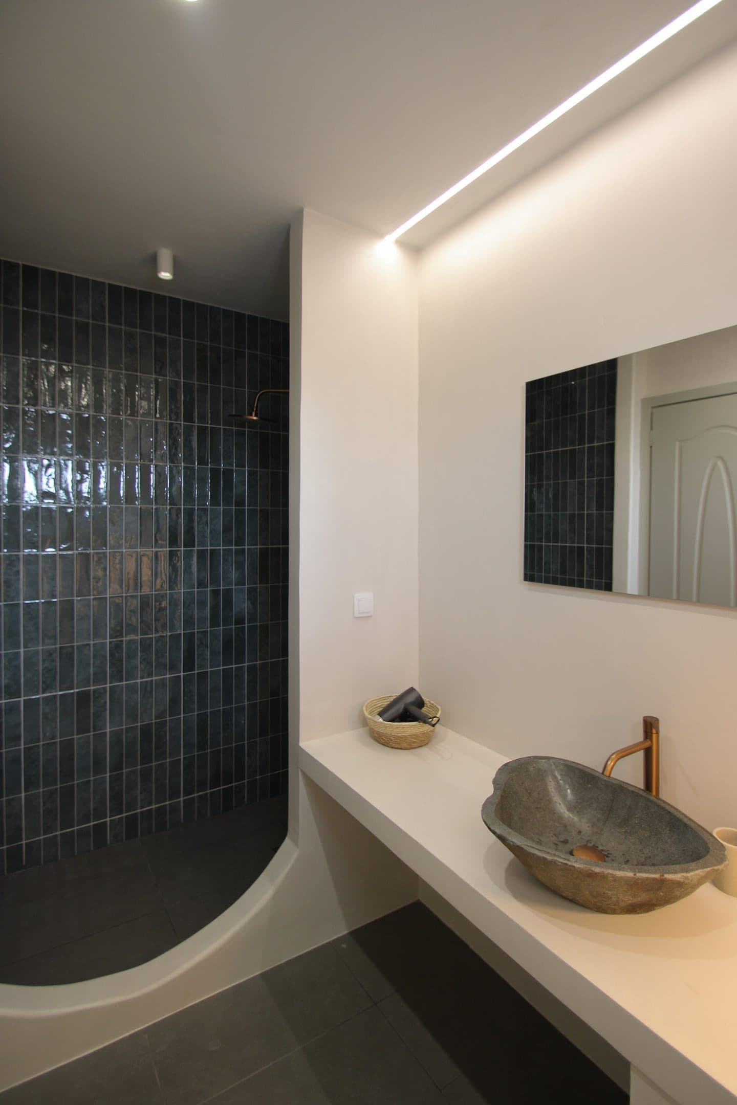 Junior Suite with Hot Tub and Garden View, Finikia – photo 22 of 27