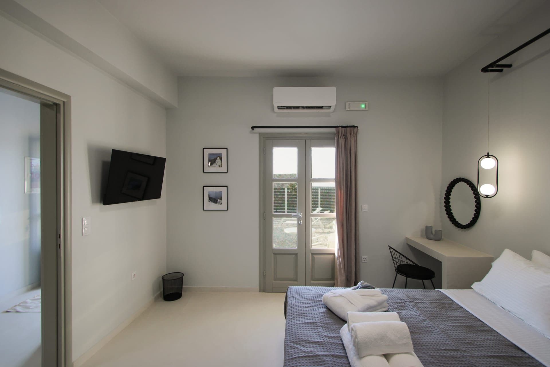 Junior Suite with Hot Tub and Garden View, Finikia – photo 16 of 27