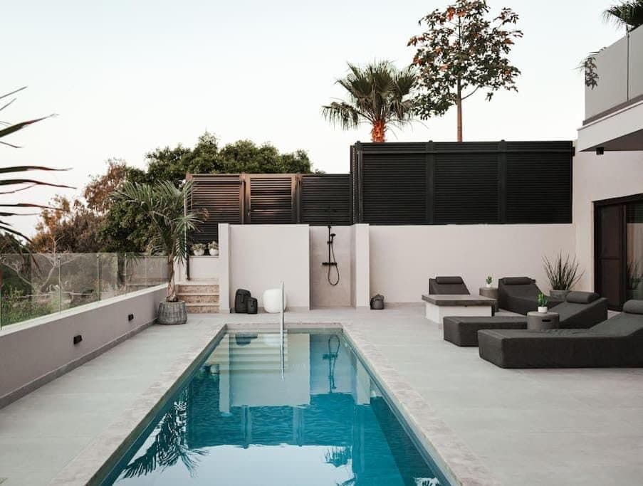 Orama Luxury Suite with private pool, Piskopiano – photo 14 of 48