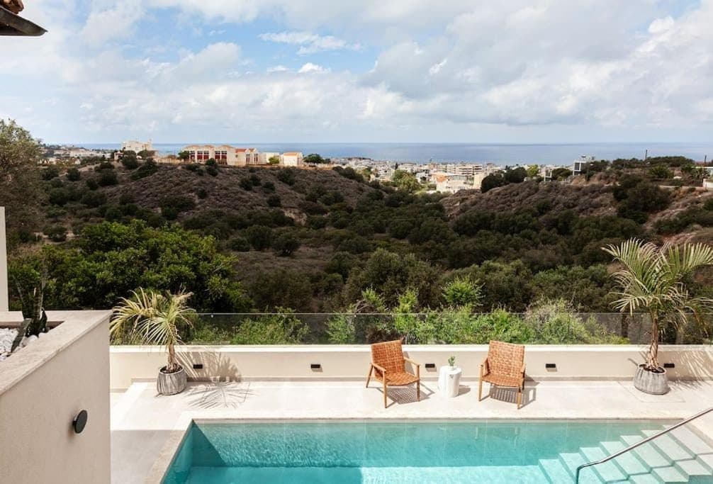 Orama Luxury Suite with private pool, Piskopiano – photo 13 of 48
