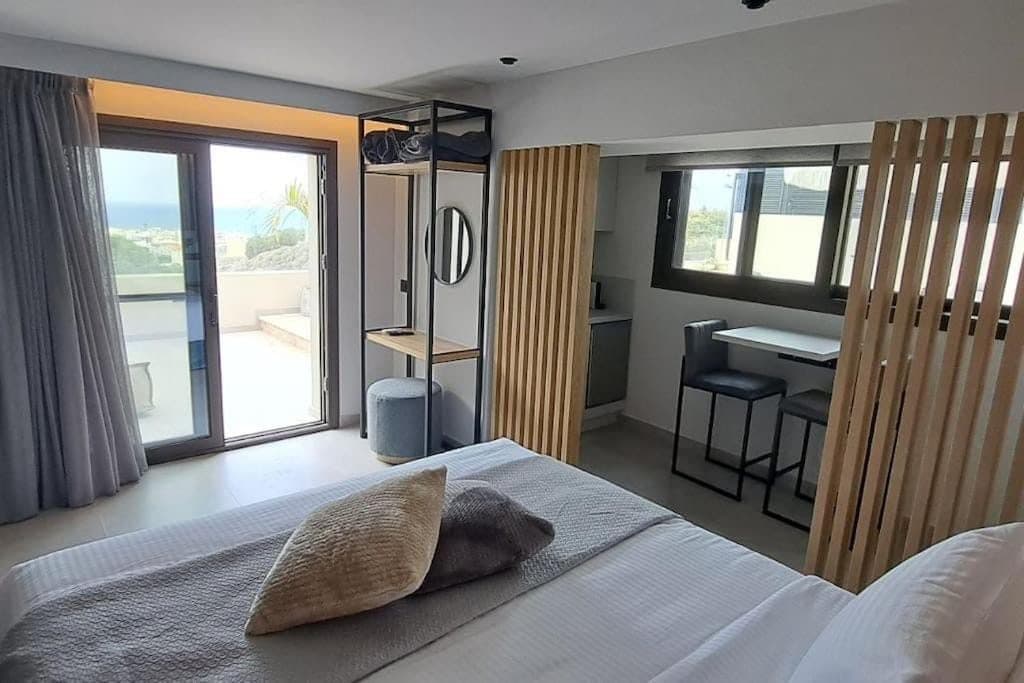 Orama Luxury Suite with private pool, Piskopiano – photo 35 of 48