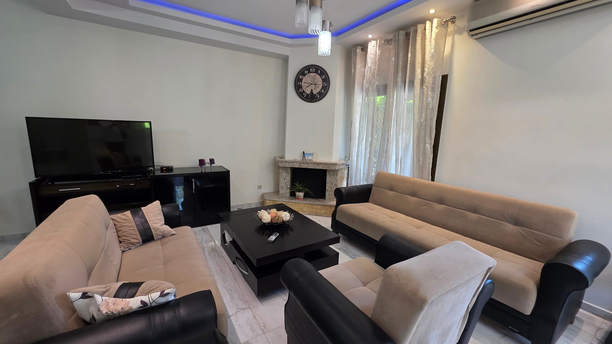 Pefkohori 4 Bedroom Villa with BBQ, Garden and Parking near the Beach, Pefkochori – photo 15 of 29