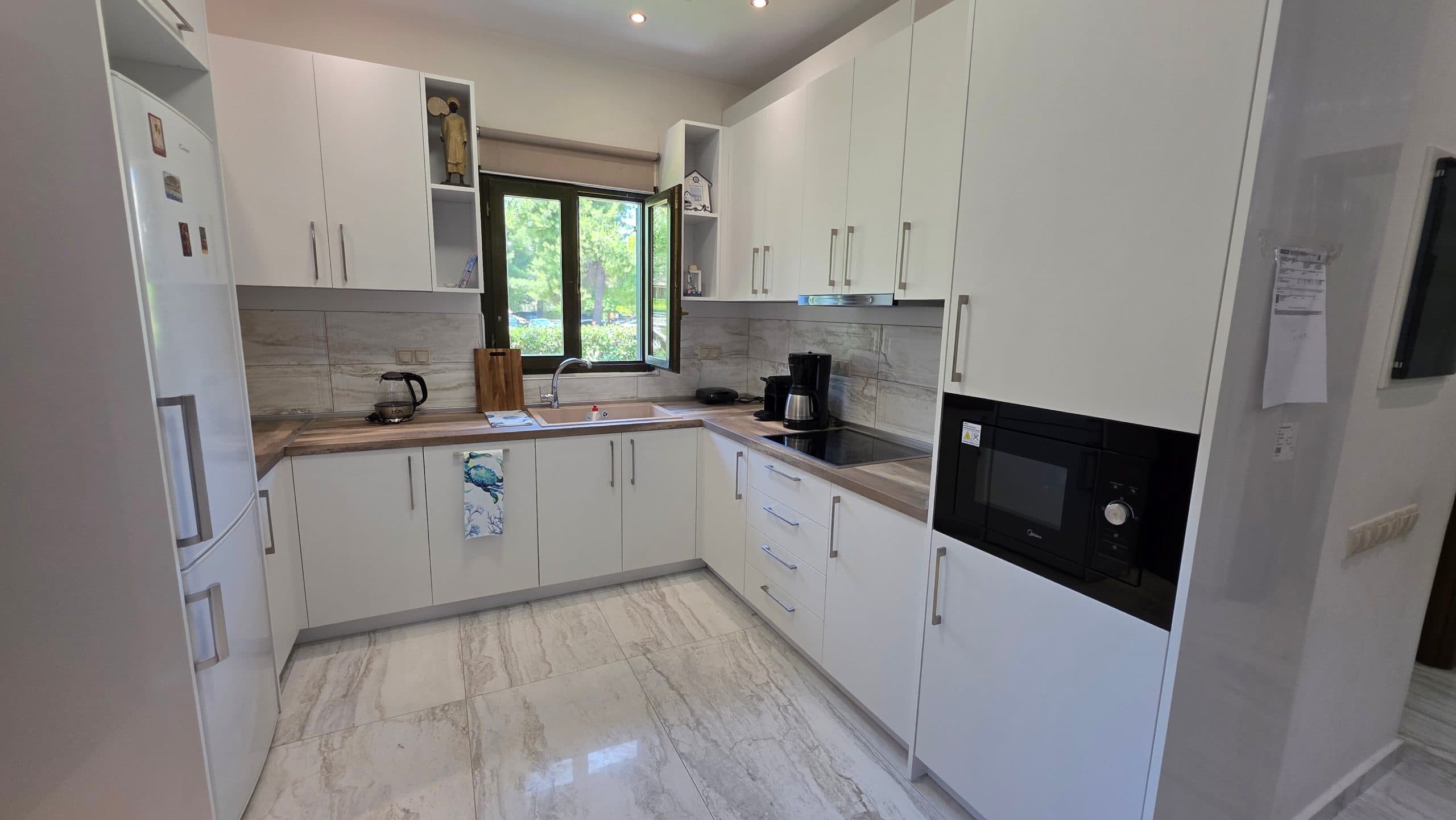 Pefkohori 4 Bedroom Villa with BBQ, Garden and Parking near the Beach, Pefkochori – photo 16 of 29