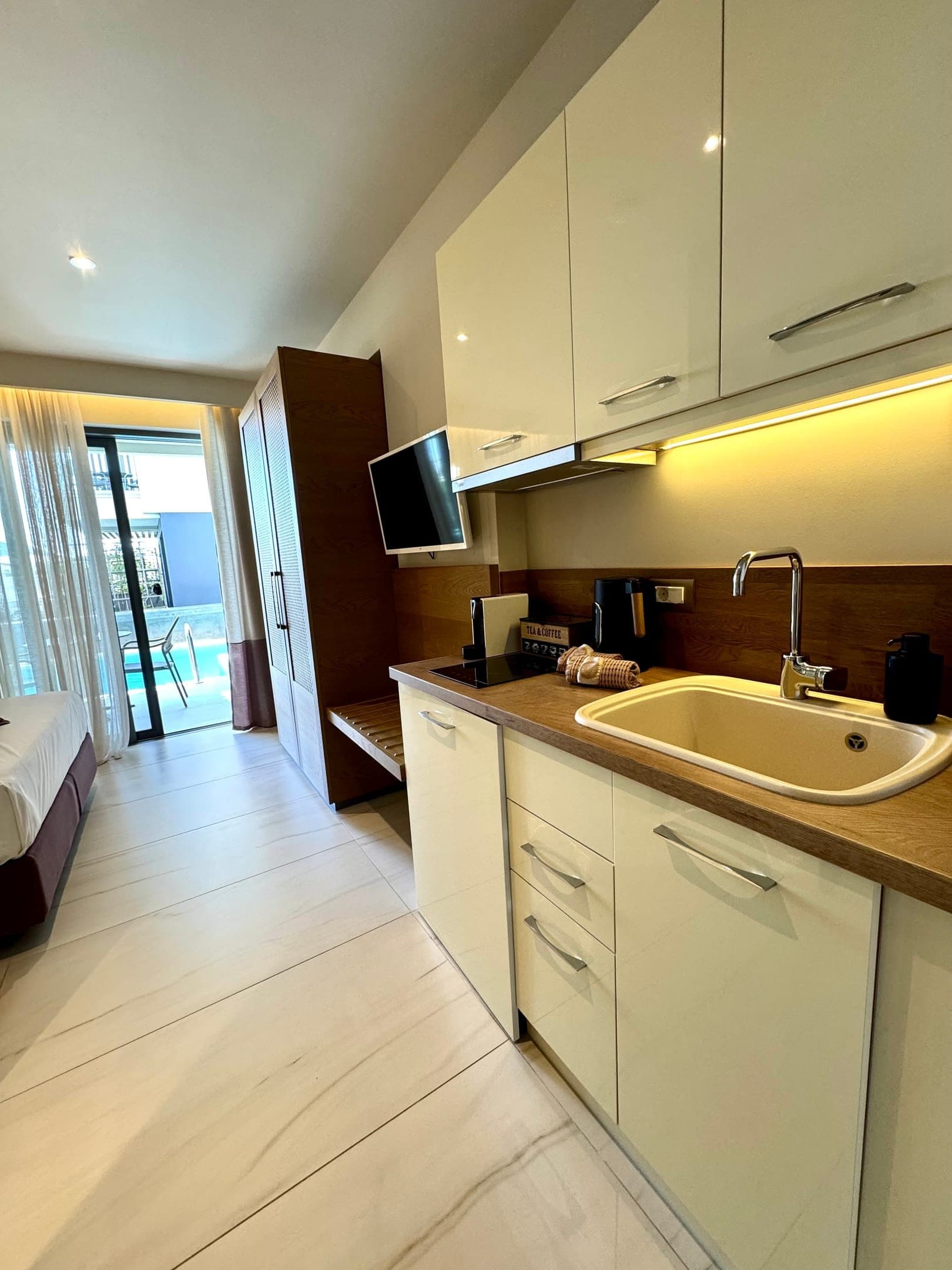 Serenity Suite Pool Access, Nikiti, Chalkidiki – photo 27 of 28