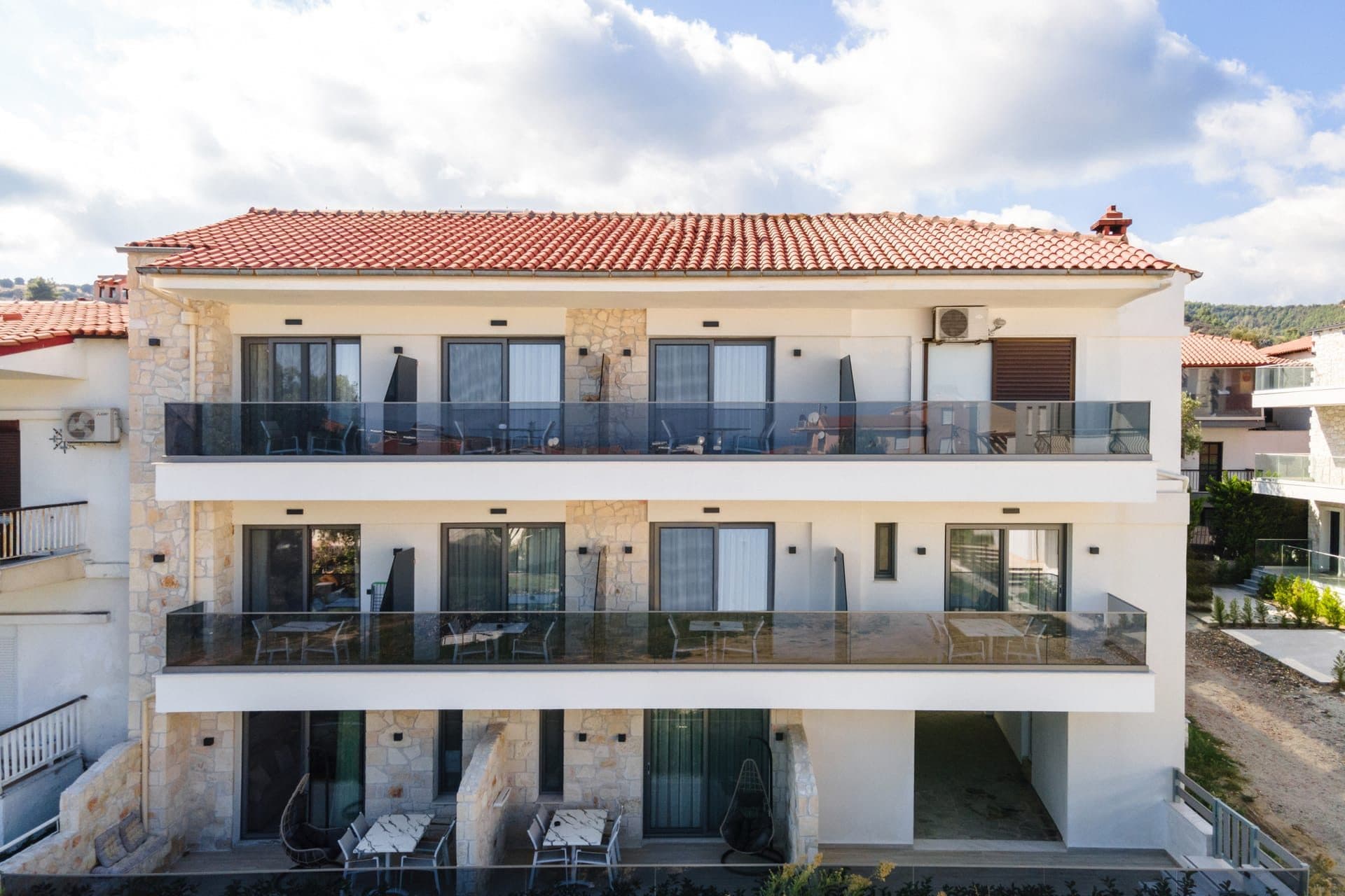Amalthia Luxury Suites, Polychrono – photo 19 of 23