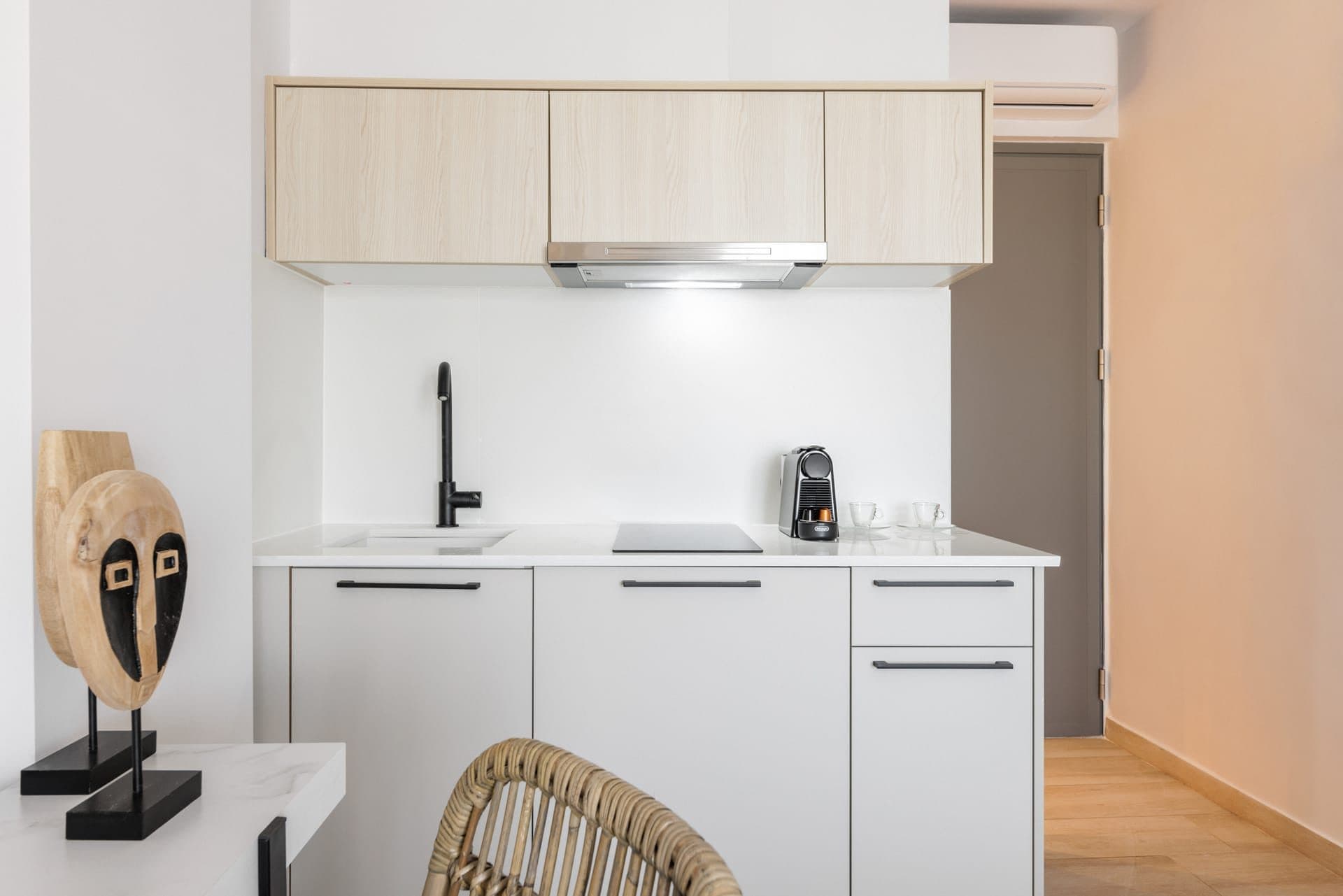 Double Comfort, Polychrono – photo 12 of 27