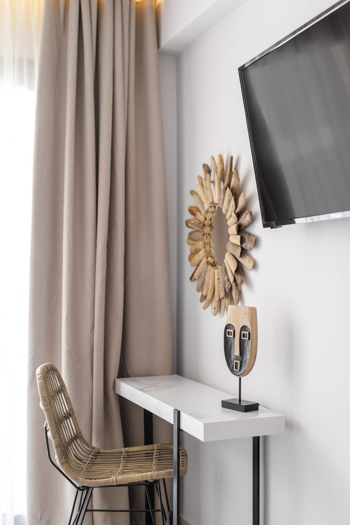 Deluxe Suite | One Bedroom, Polychrono – photo 9 of 23