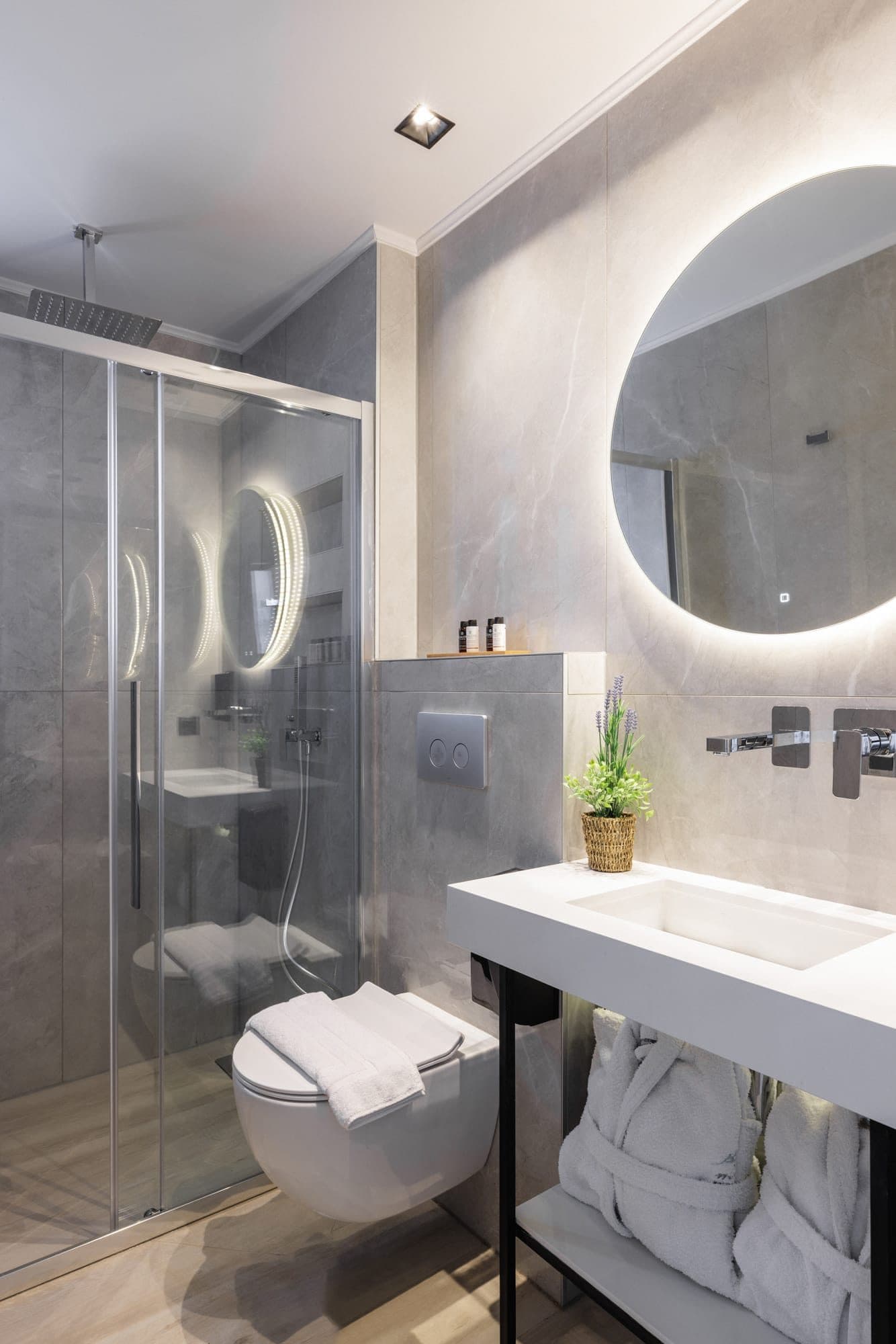 Deluxe Suite | One Bedroom, Polychrono – photo 21 of 23