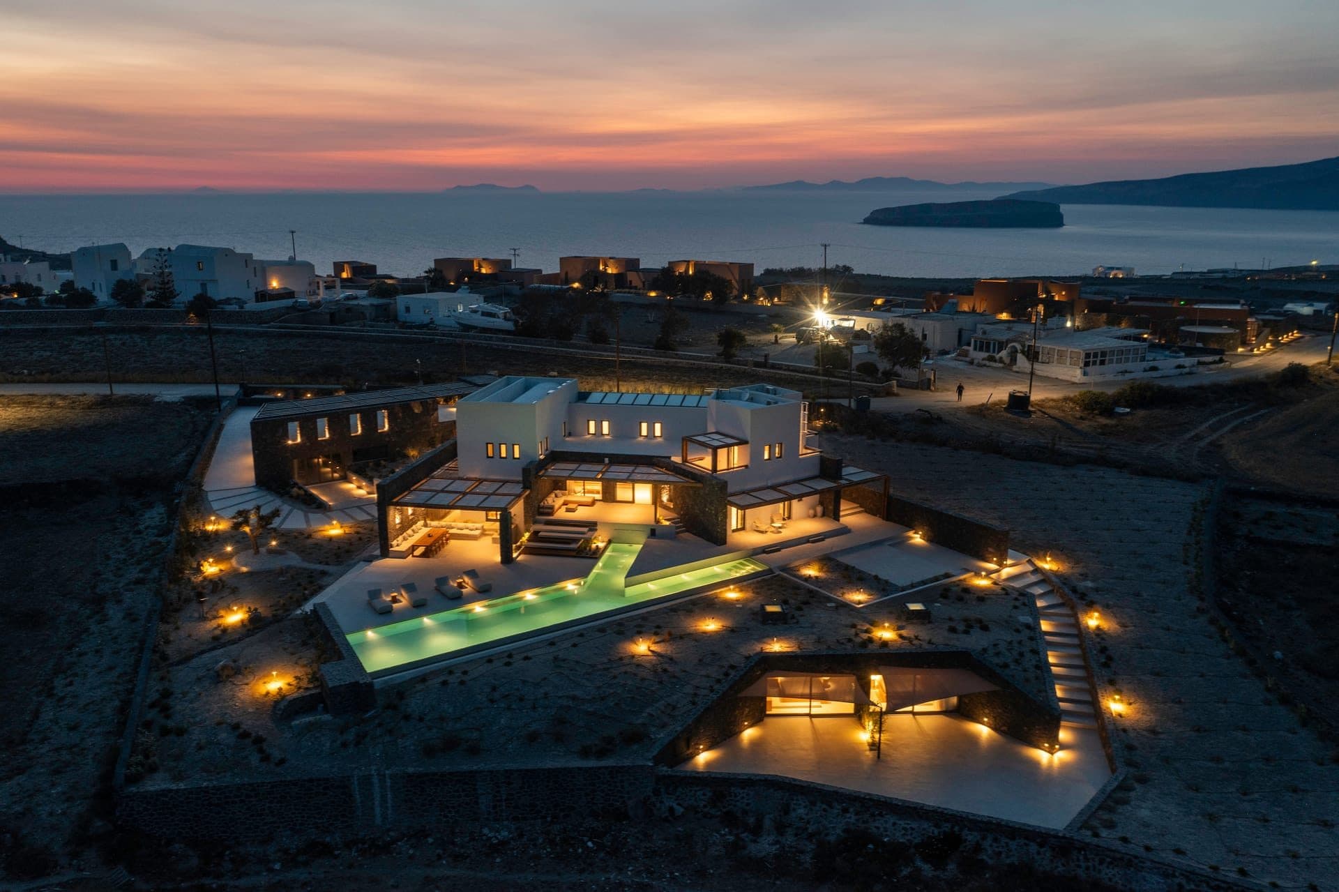 Acrodise Estate, Thira – photo 14 of 70