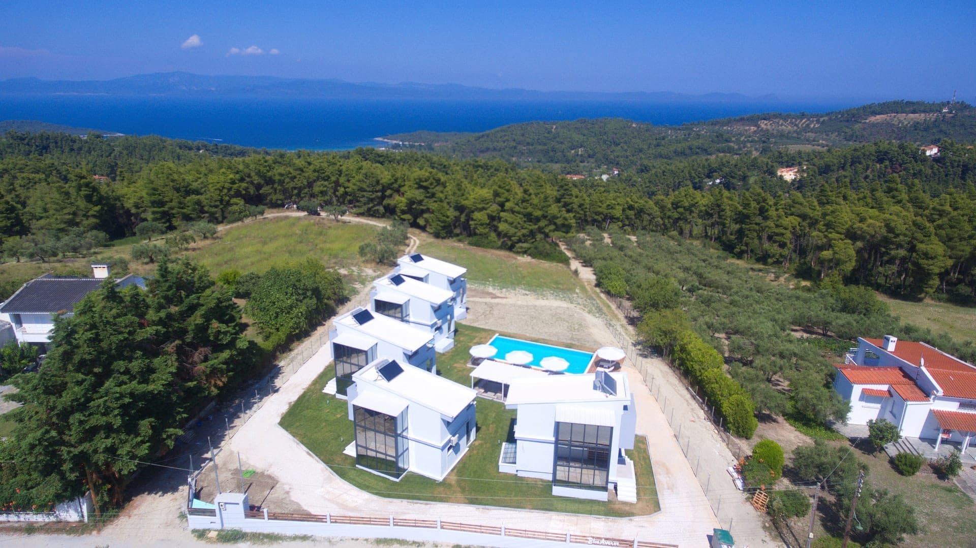 Blue Avenue, Paliouri – photo 1 of 40