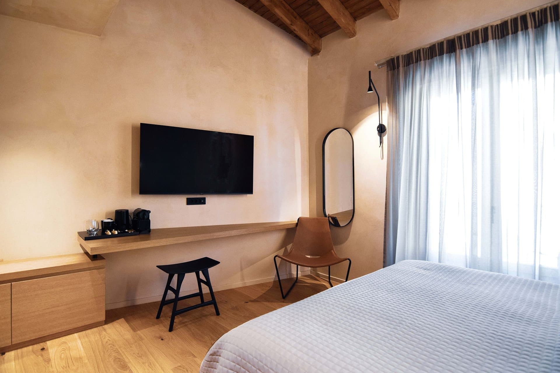 Cozy Suite with Old Town View and Balcony, Chania – photo 5 of 8