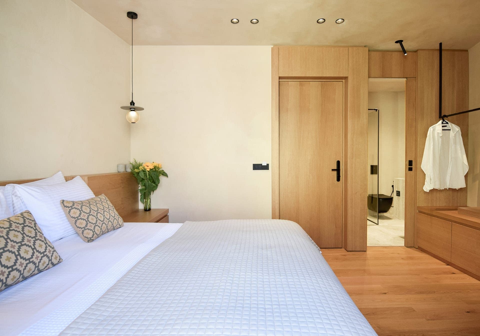 Cozy Suite with Old Town View and Balcony, Chania – photo 2 of 8