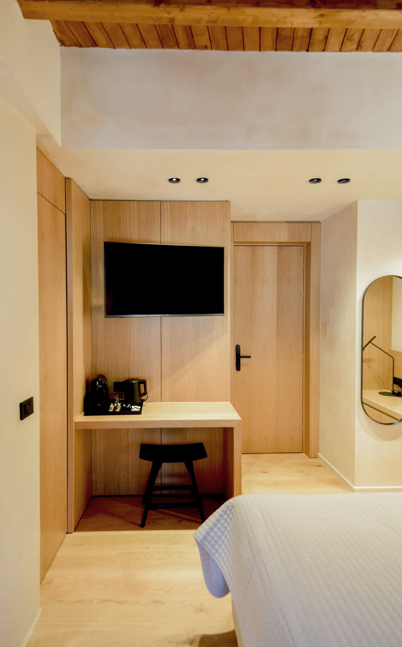 Lovers' Nest with Indoor Tub, Chania – photo 3 of 8