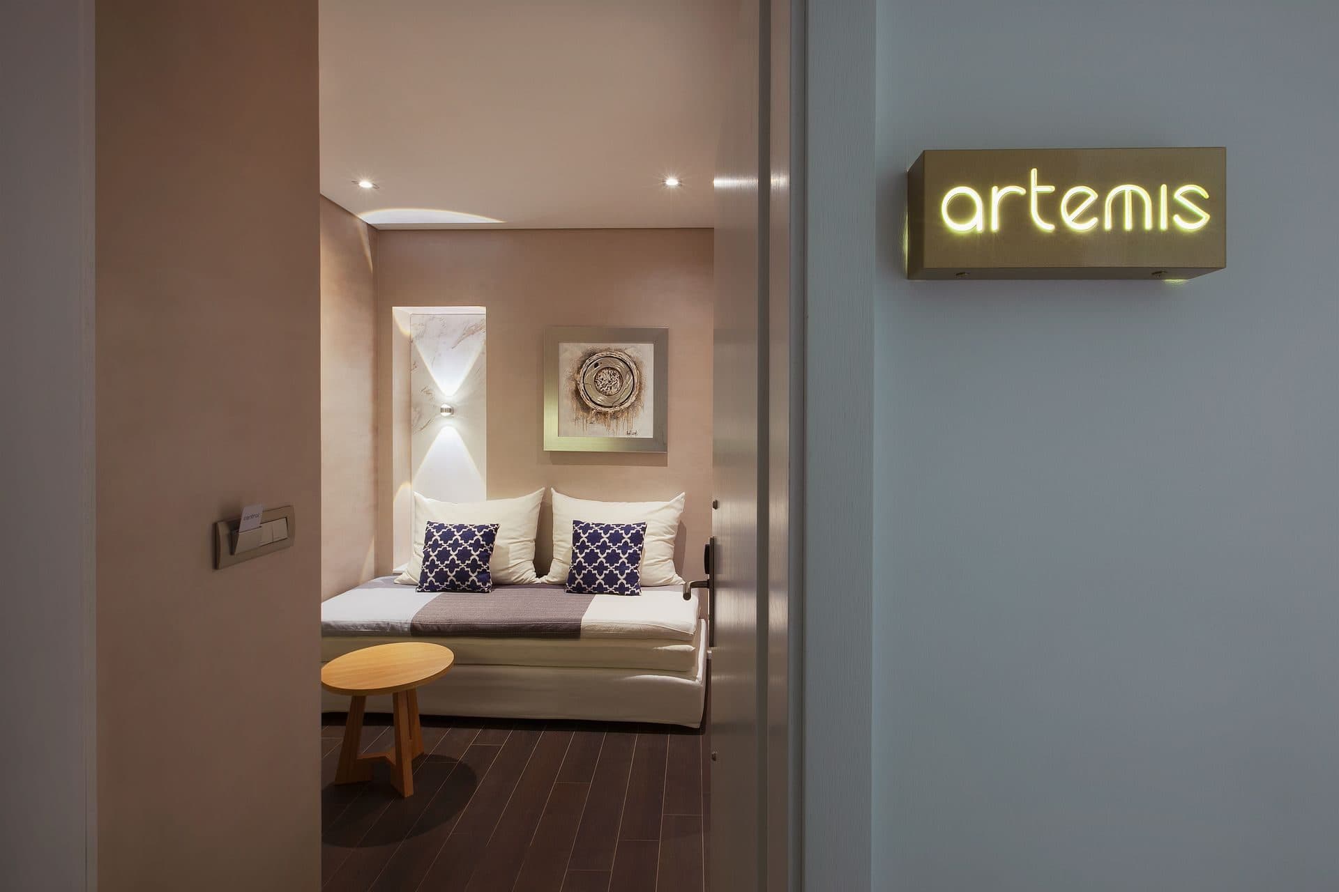 Superior Suite with Old Town View and Balcony, Chania – photo 7 of 8