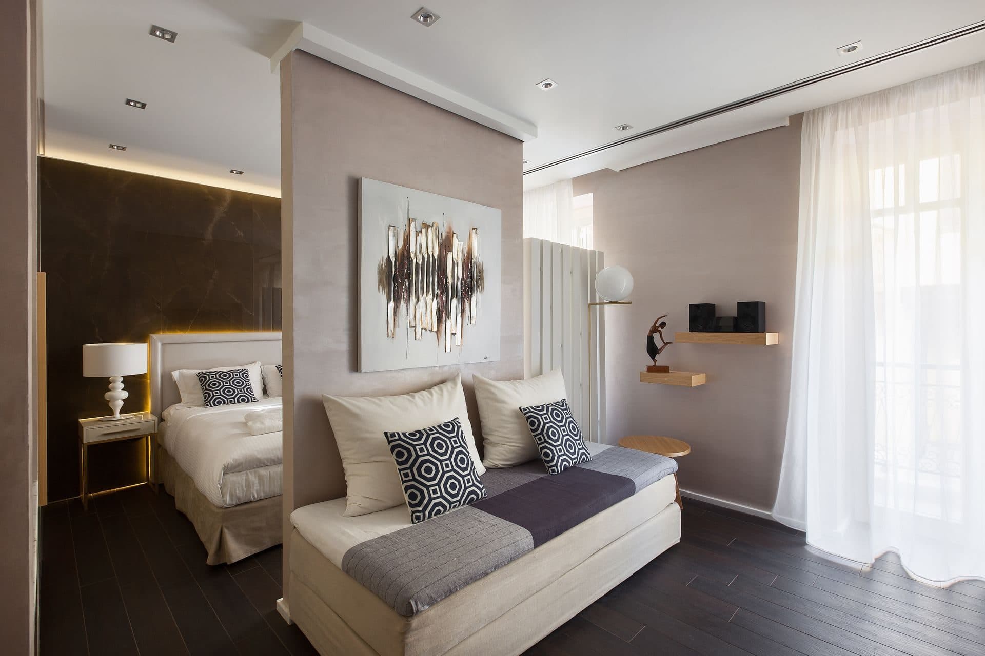 Two-bedroom two-bathroom Suite with Old Town View and Balcony, Chania – photo 2 of 8