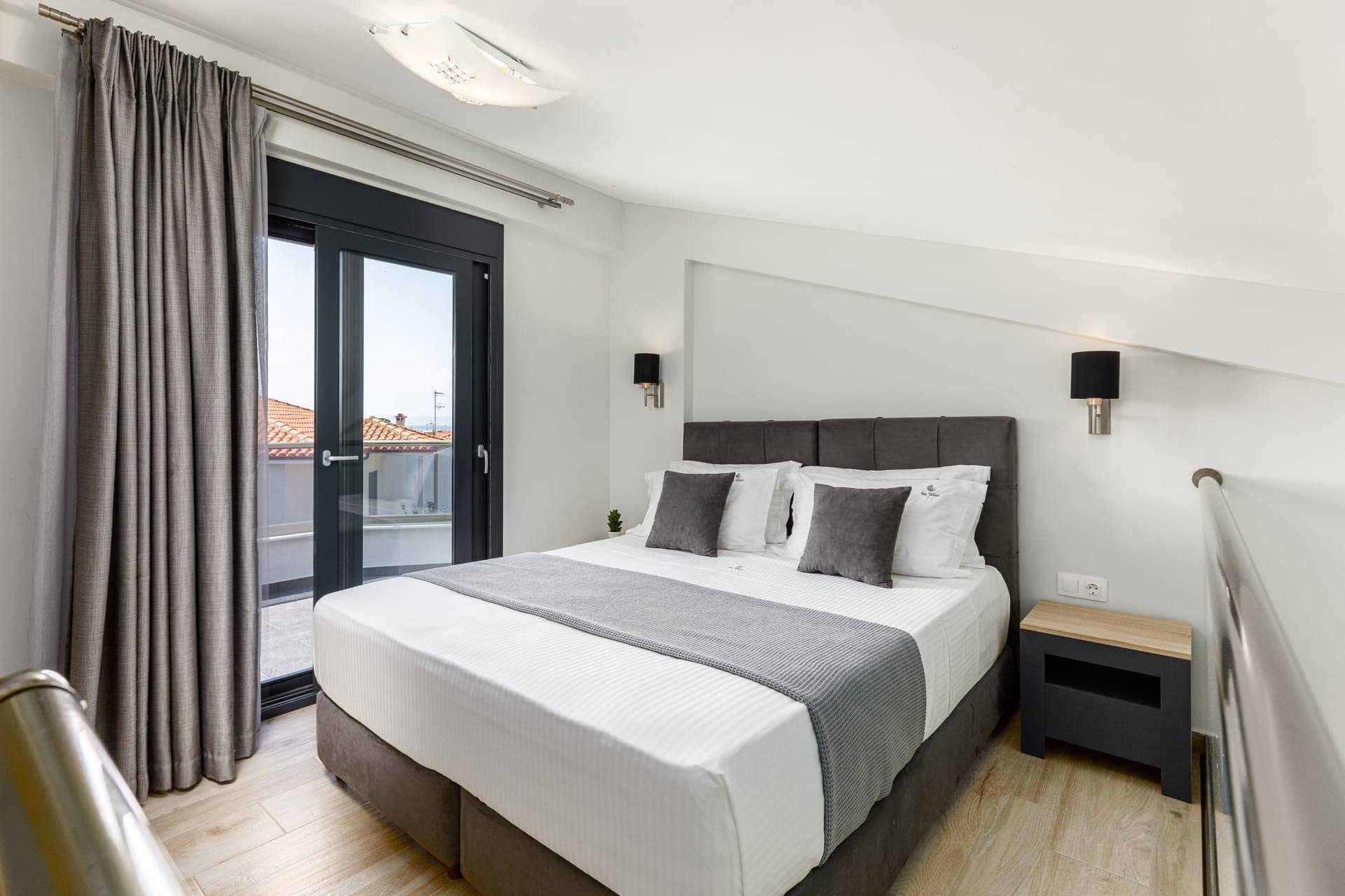Two-Bedroom Deluxe Family Suite, Nikiti – photo 6 of 9
