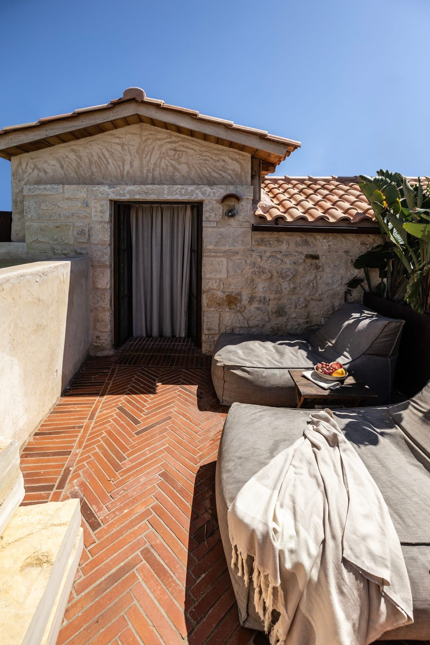 Design Suite with Private Pool (Upper Floor) | 45m2, Rethymno – photo 13 of 14