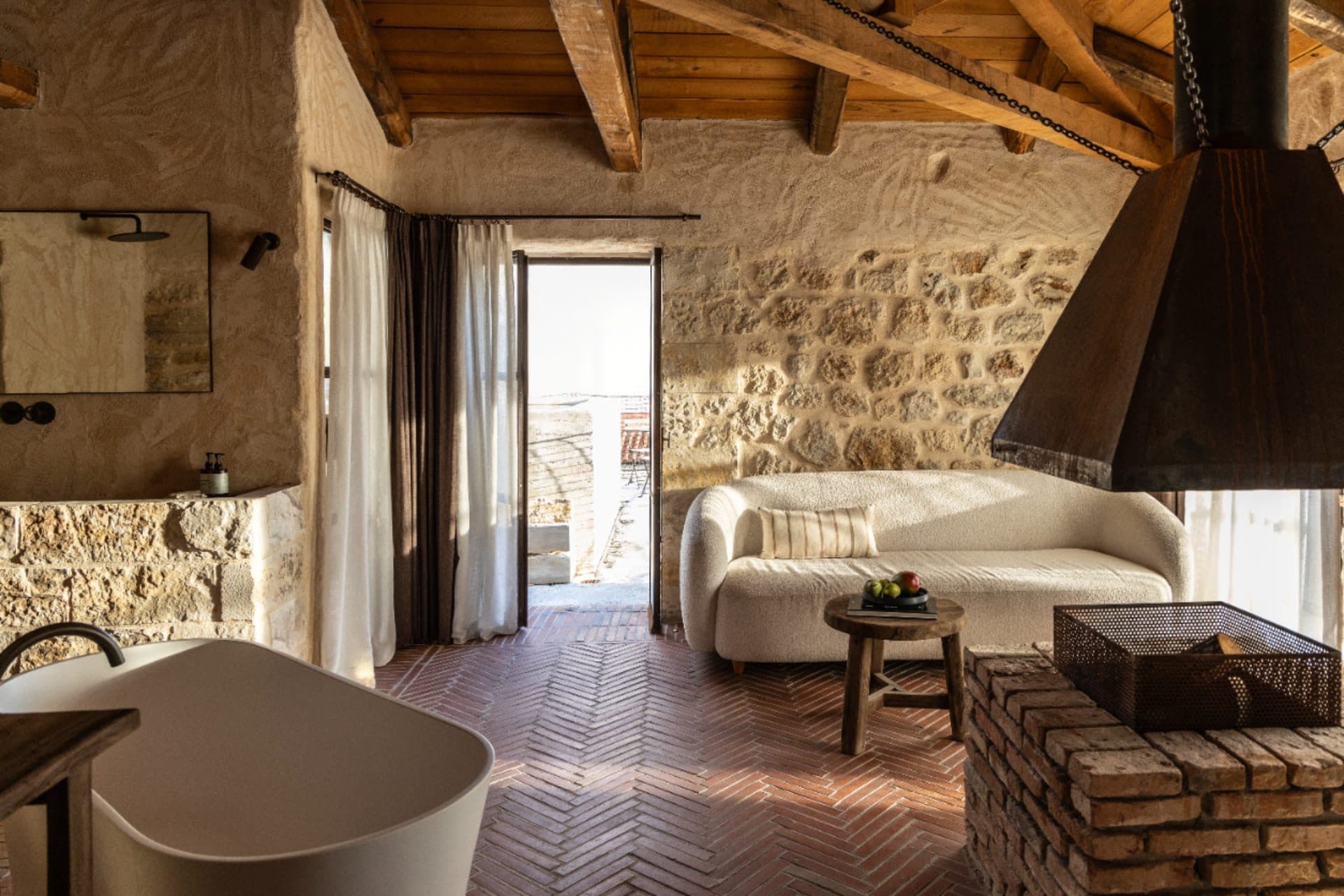 Design Suite with Private Pool (Upper Floor) | 45m2, Rethymno – photo 3 of 14