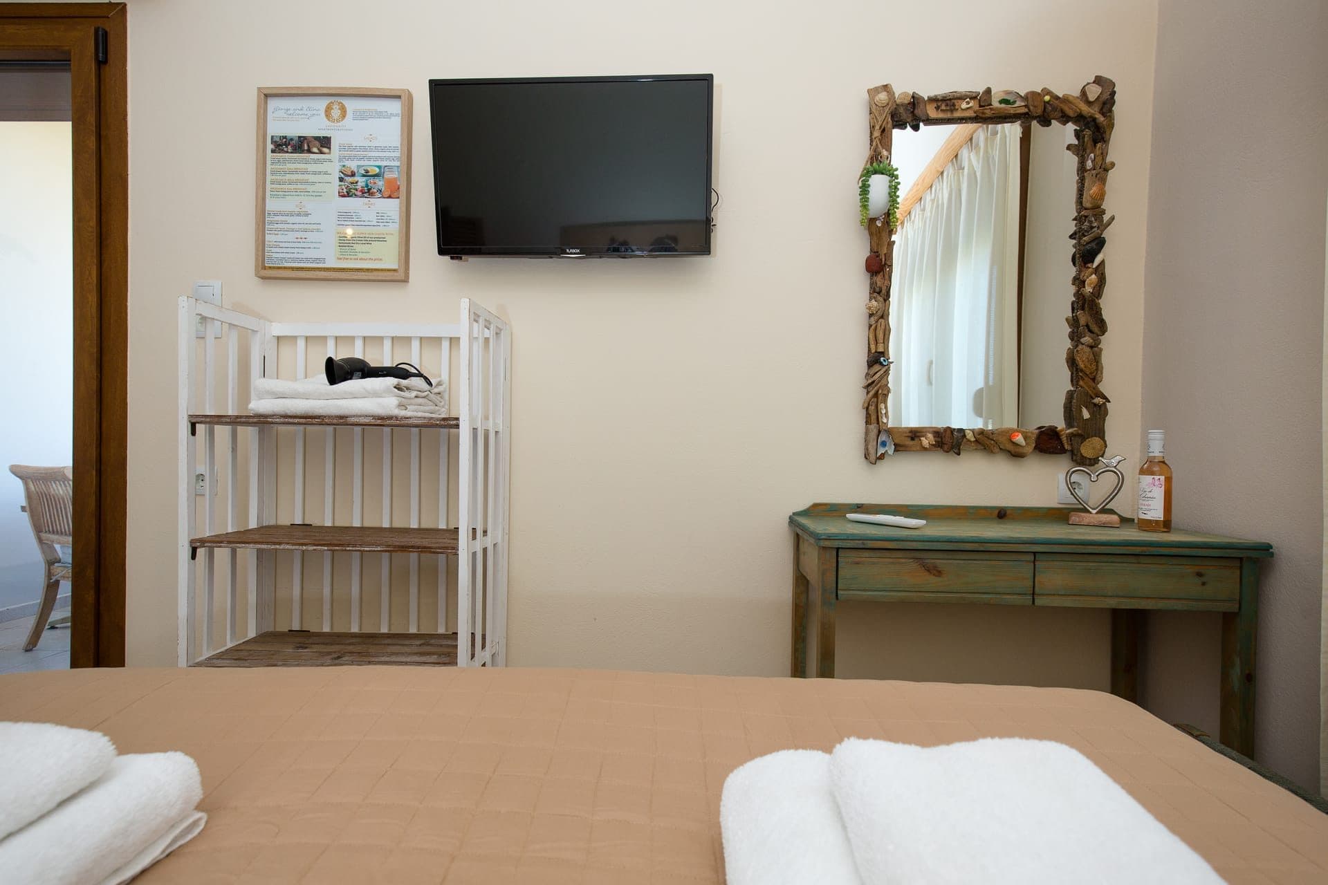 Budget Double Room #3, Kissamos – photo 10 of 23