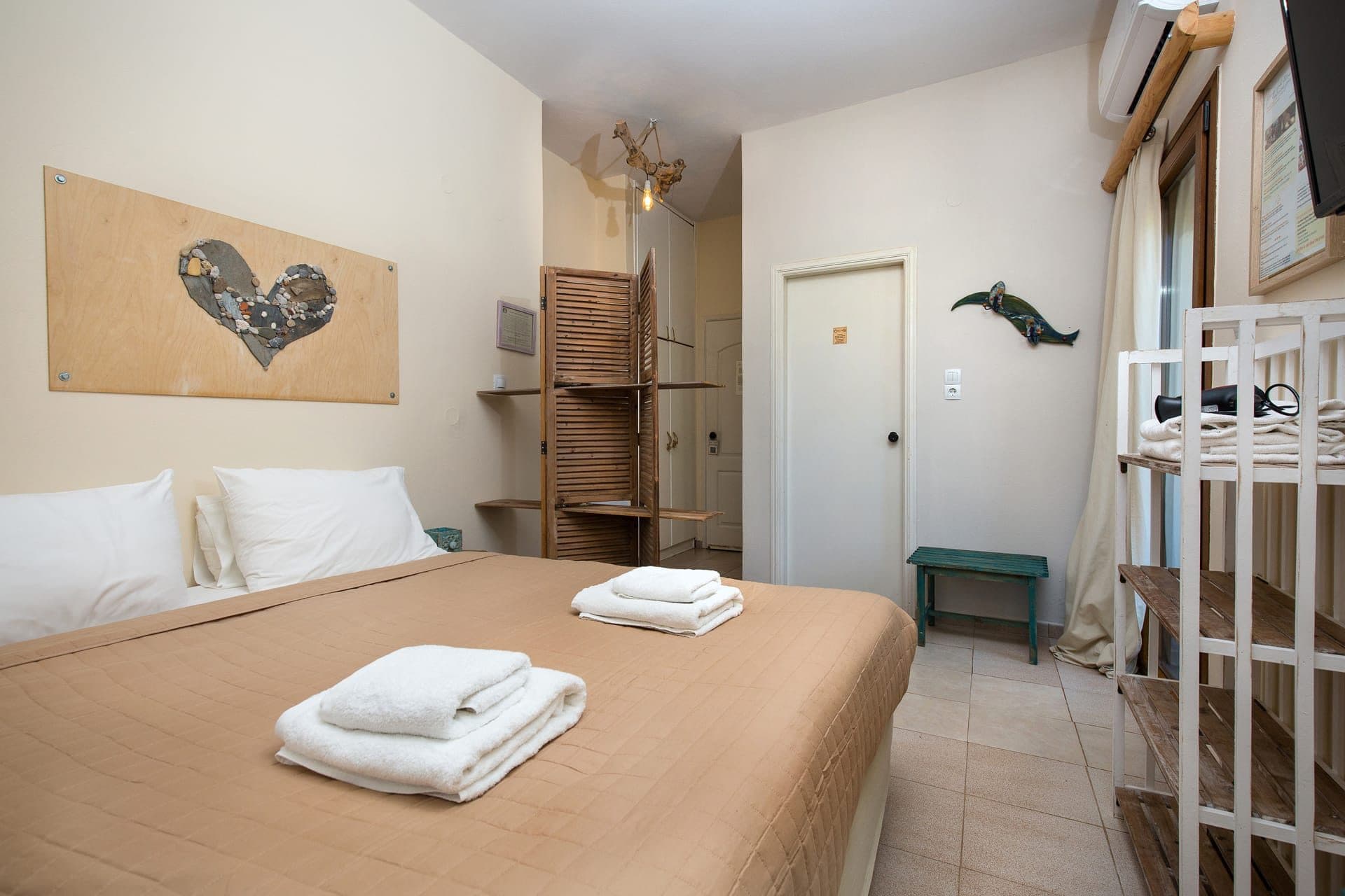 Budget Double Room #3, Kissamos – photo 11 of 23