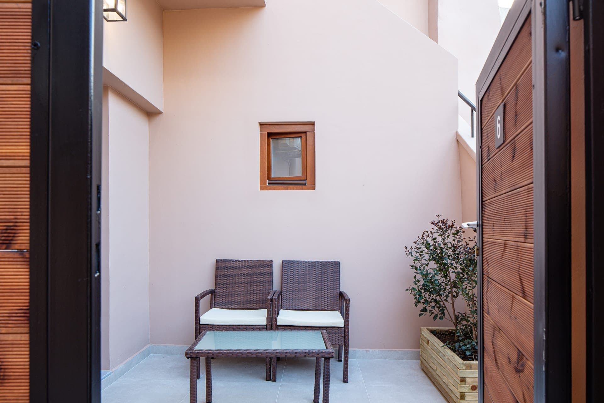 Superior Studio with Terrace & Open-Plan Bathtub, Chania – photo 4 of 10
