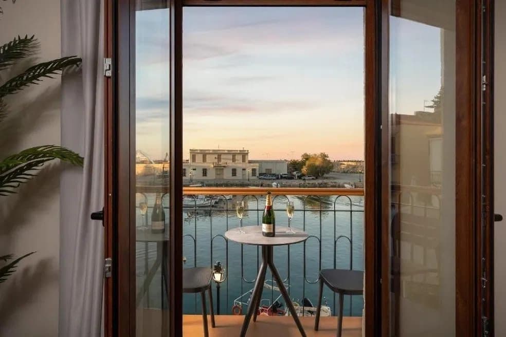 101 - Deluxe Suite with Spa and Sea View (1st Floor), Rethymno – photo 11 of 11