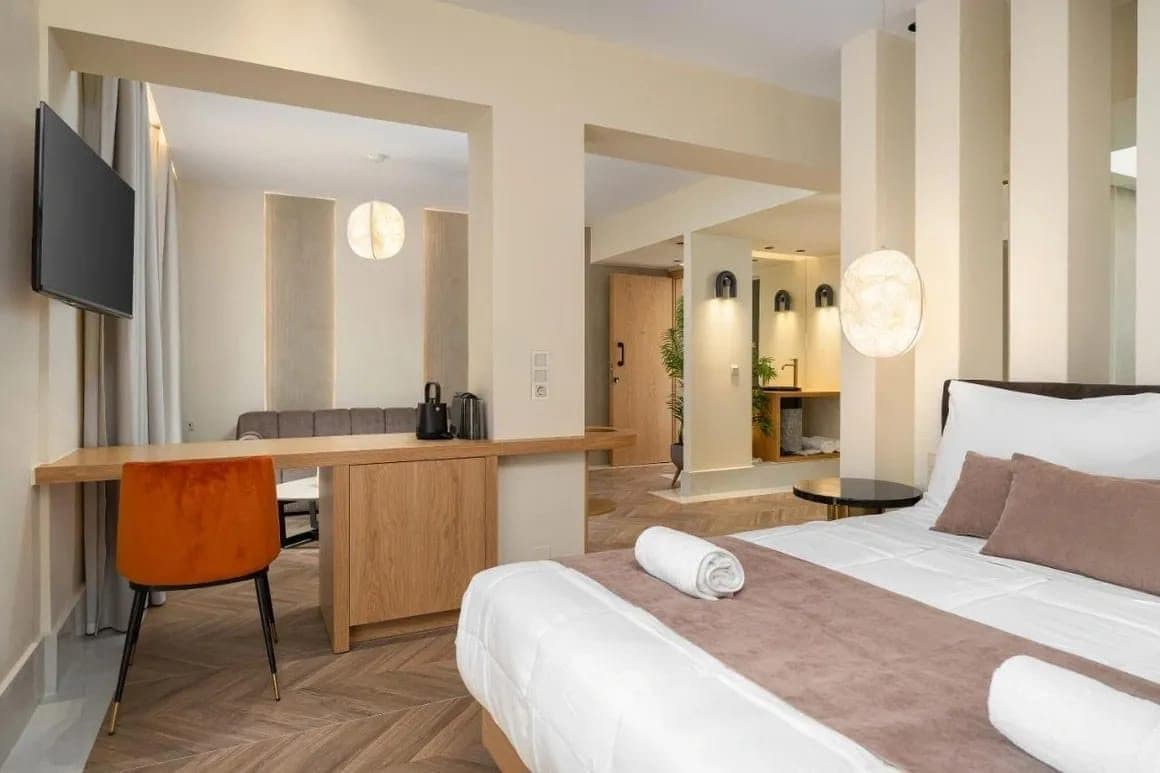 102 - Deluxe Suite with Spa and Private Pool (1st Floor), Rethymno – photo 16 of 16