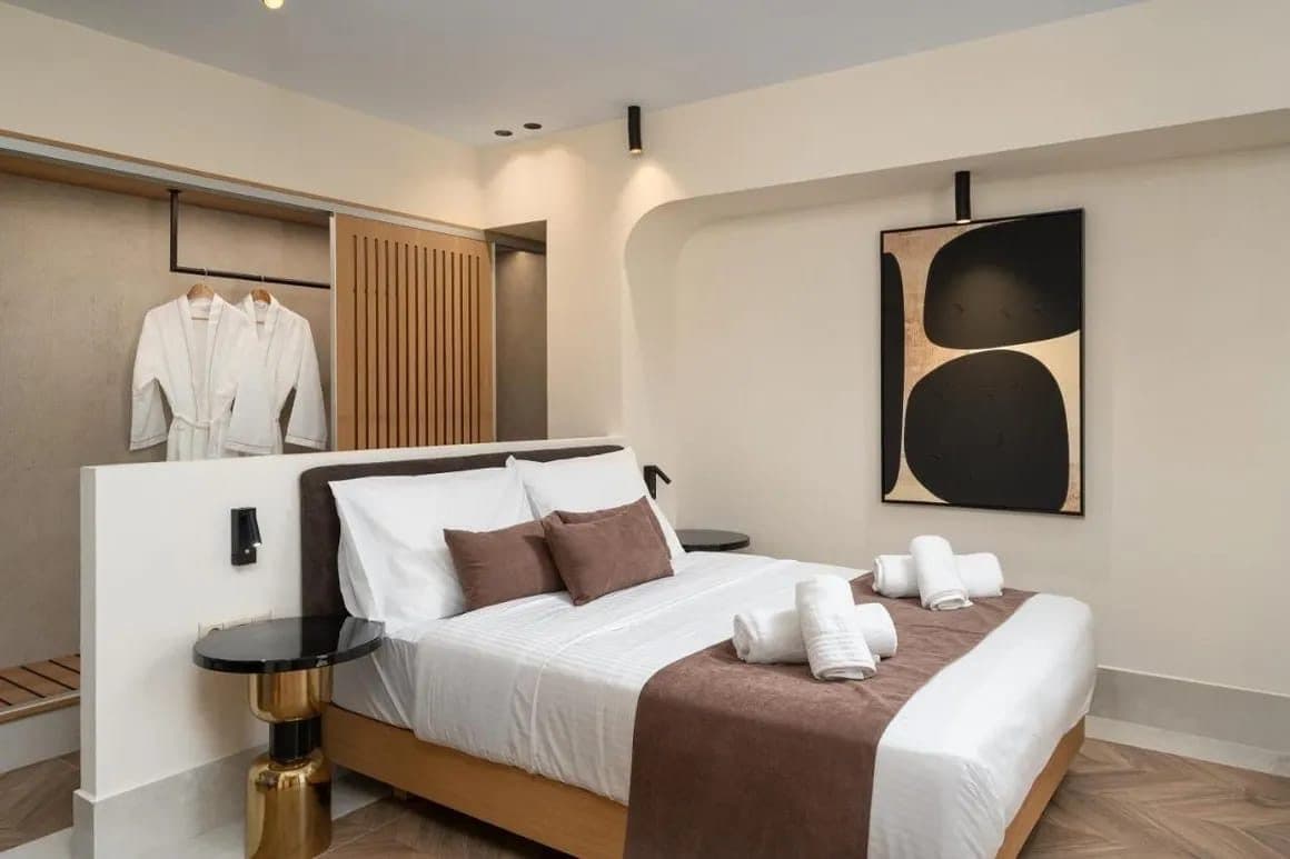 104 - Deluxe Suite with Spa and Pool View (2nd Floor), Rethymno – photo 6 of 8
