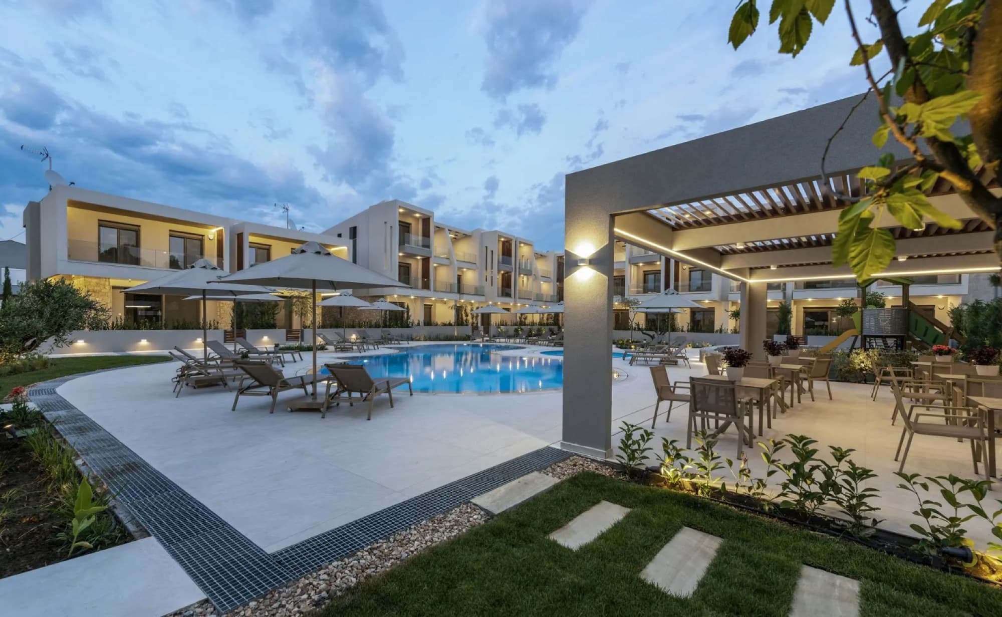 New-Build 126 m² Three-Bedroom Maisonette for Sale in Nikiti, Sithonia, Nikiti – photo 29 of 40