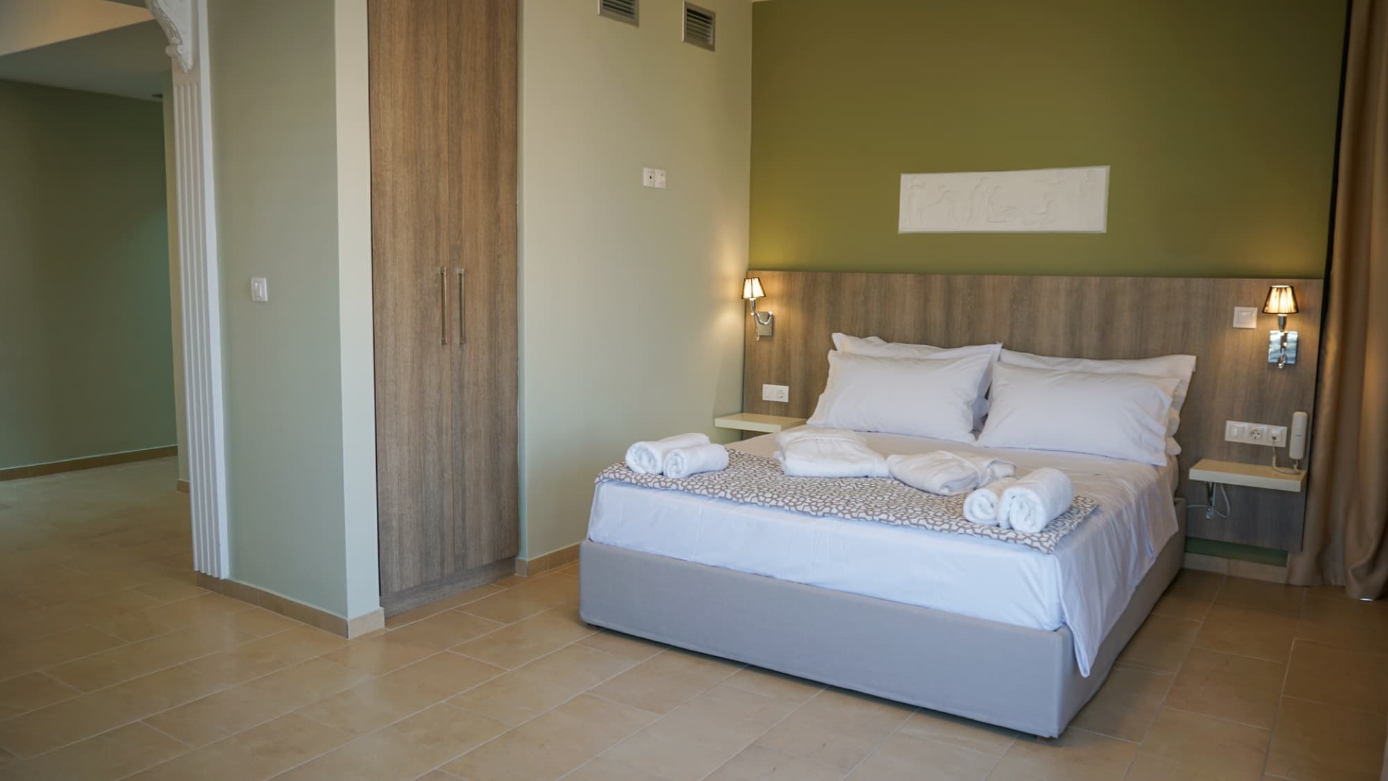 25-Room Hotel for Sale in Pefkochori, Halkidiki, Pefkochori – photo 16 of 37