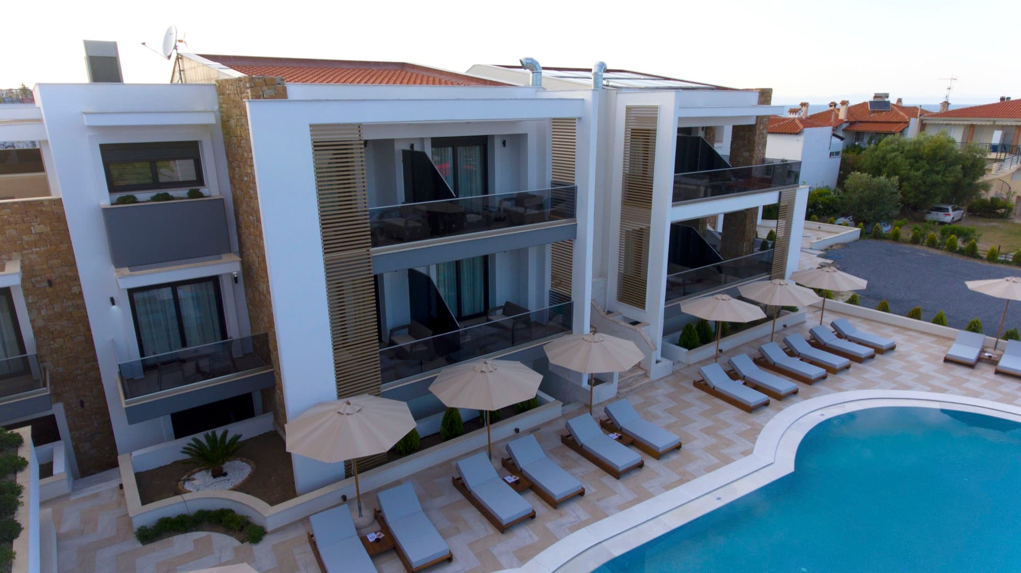 25-Room Hotel for Sale in Pefkochori, Halkidiki, Pefkochori – photo 35 of 37