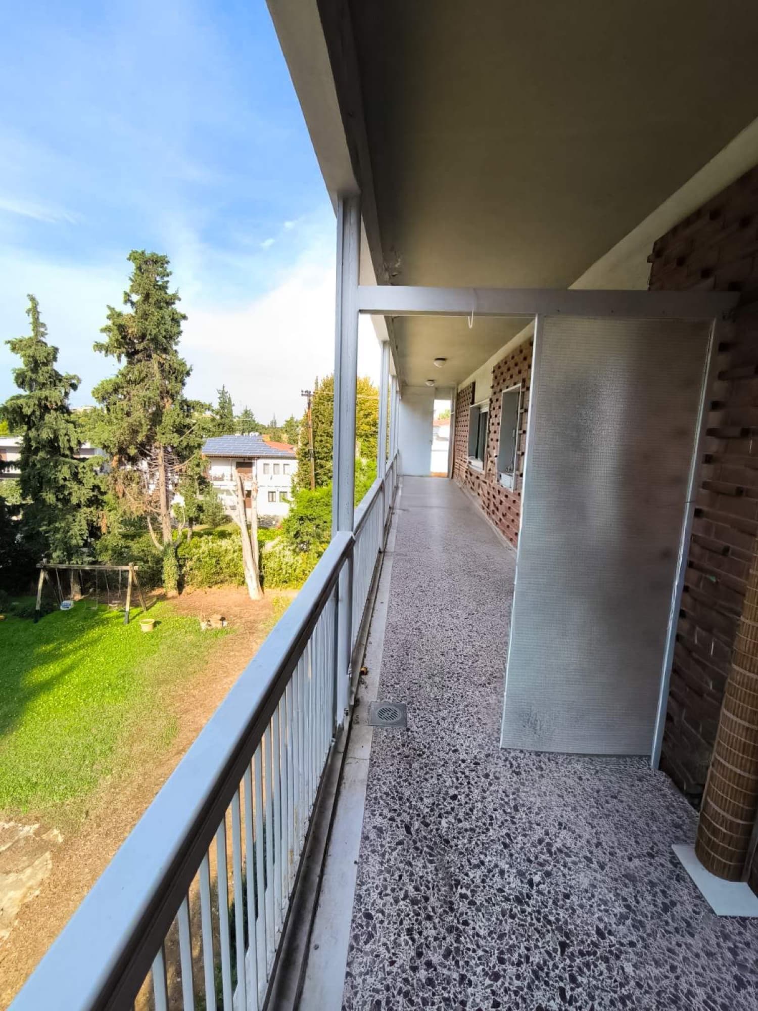 660 m² Three-Level Apartment Complex for Sale in Panorama, Panorama – photo 24 of 36