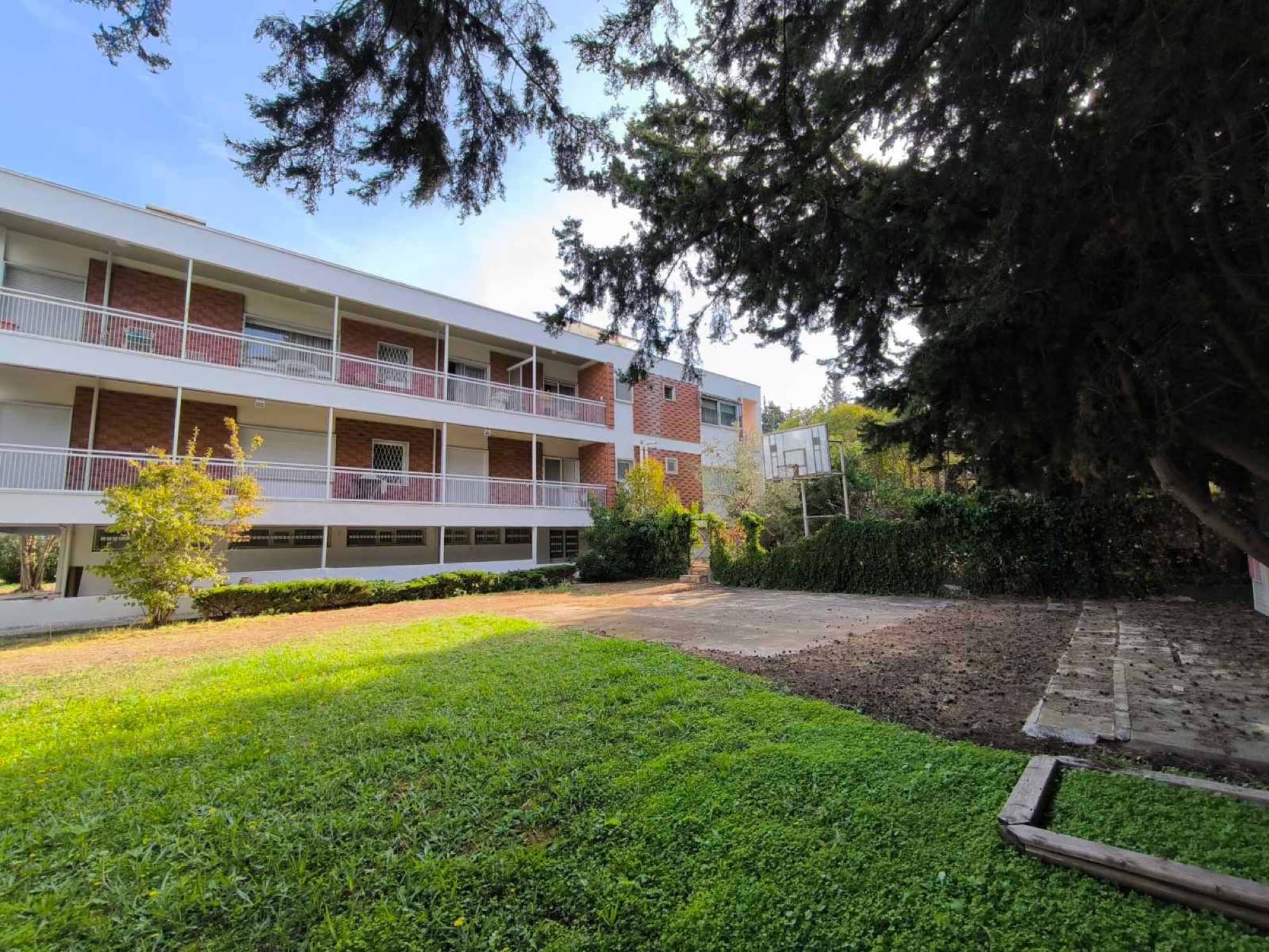 660 m² Three-Level Apartment Complex for Sale in Panorama, Panorama – photo 27 of 36