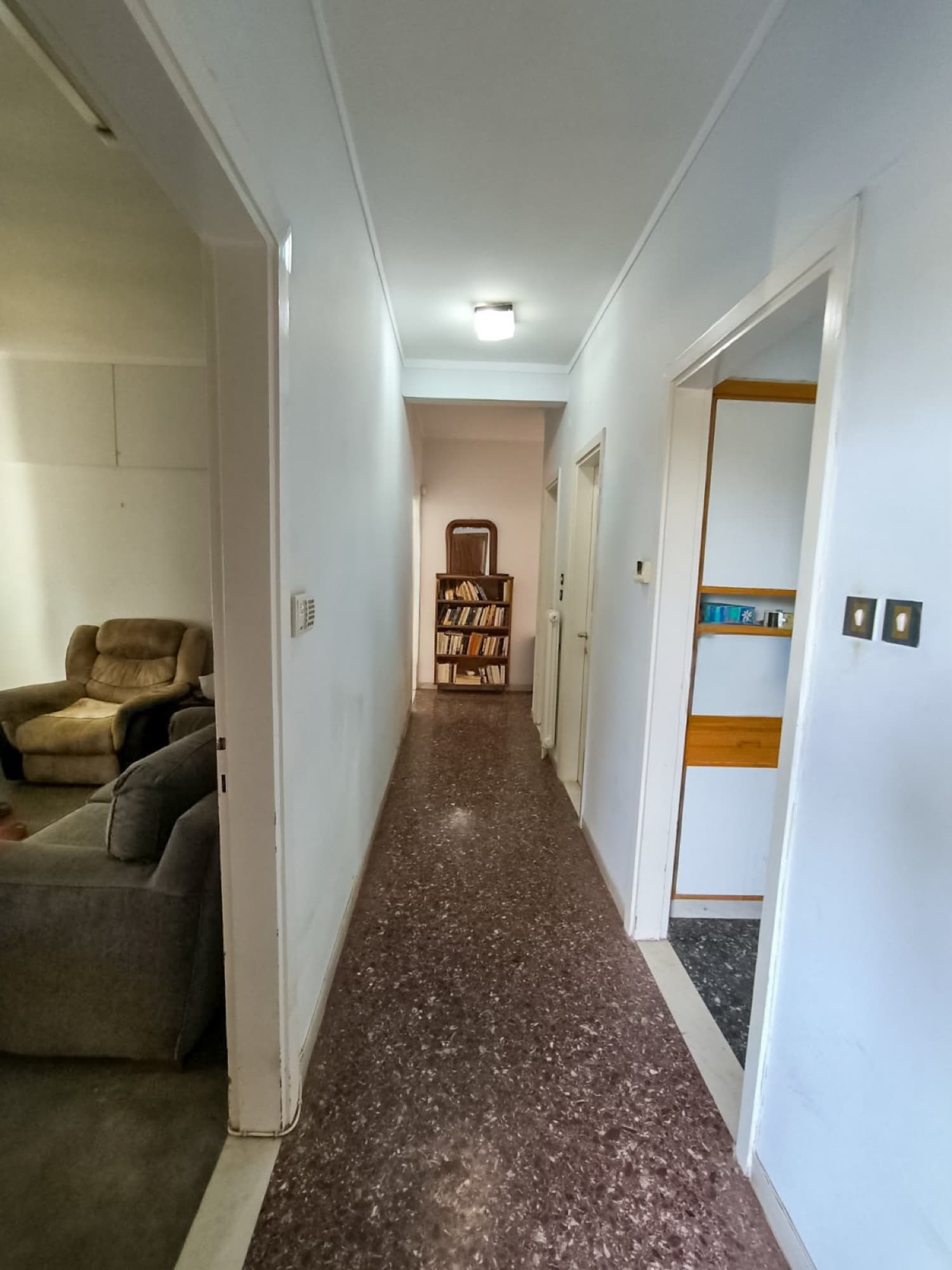 660 m² Three-Level Apartment Complex for Sale in Panorama, Panorama – photo 30 of 36