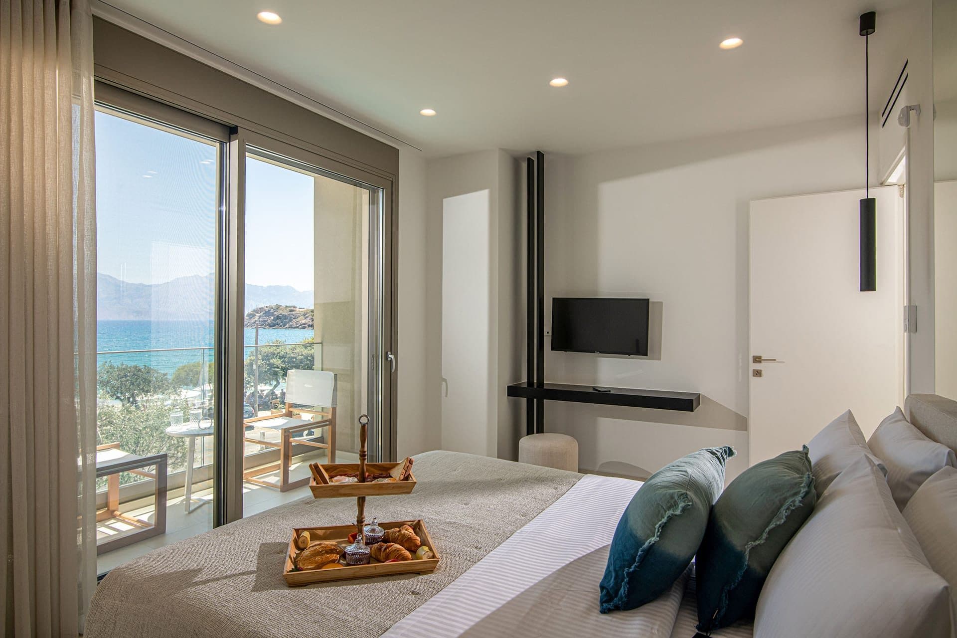Deluxe Rooms with Sea View, Ammoudara – photo 3 of 21
