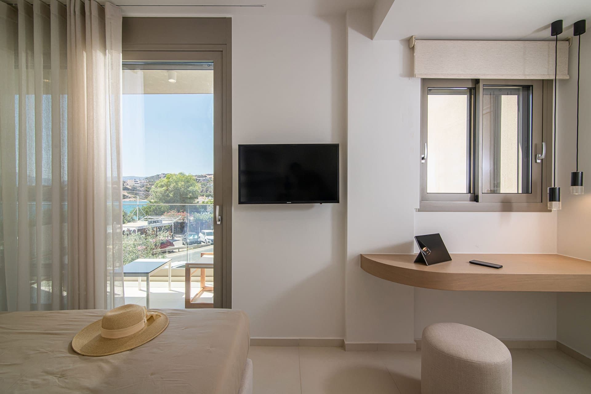 Deluxe Rooms with Sea View, Ammoudara – photo 19 of 21