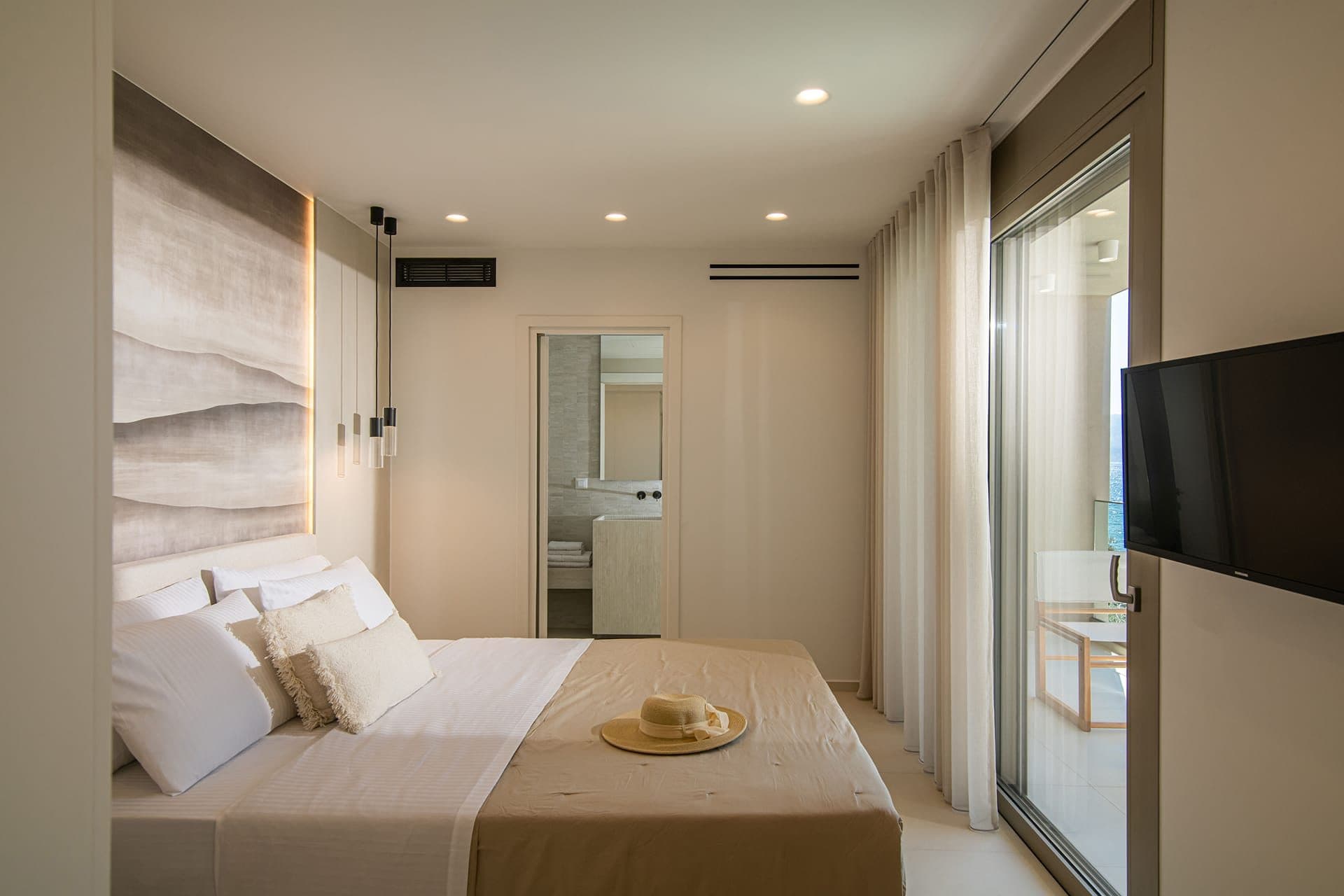 Deluxe Rooms with Sea View, Ammoudara – photo 18 of 21