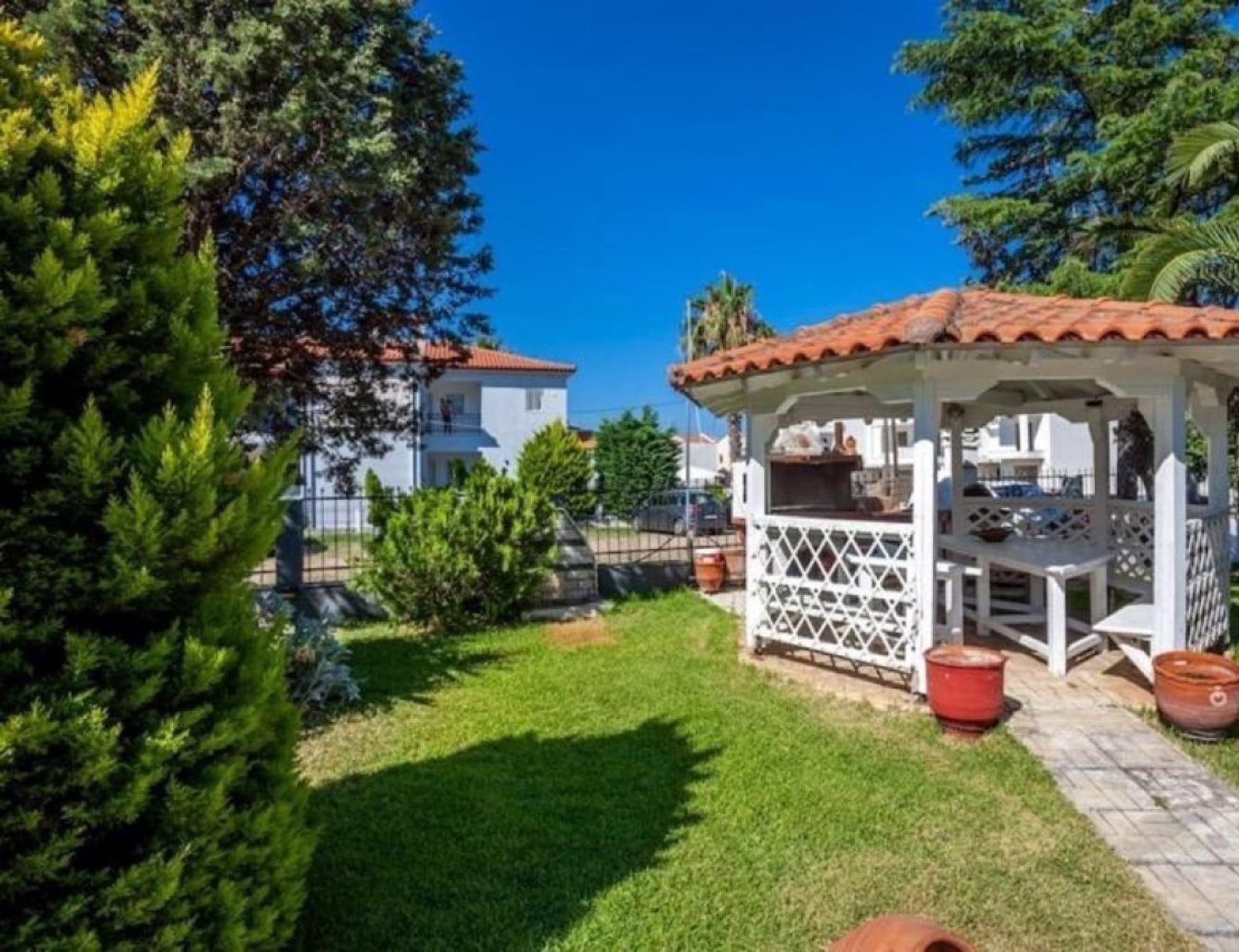Five-Bedroom Villa for Sale in Nikiti, Halkidiki - 150 m², Nikiti – photo 4 of 36