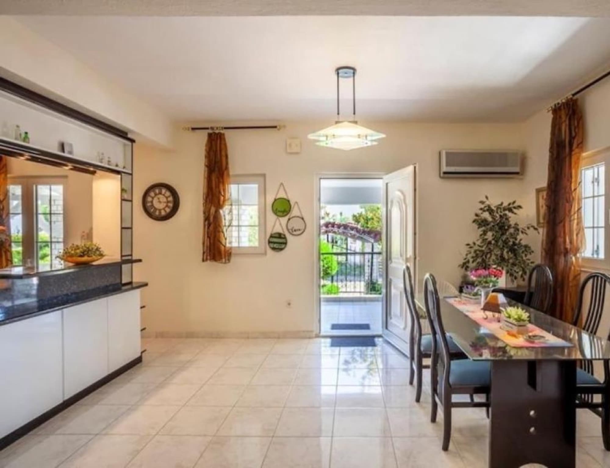 Five-Bedroom Villa for Sale in Nikiti, Halkidiki - 150 m², Nikiti – photo 11 of 36