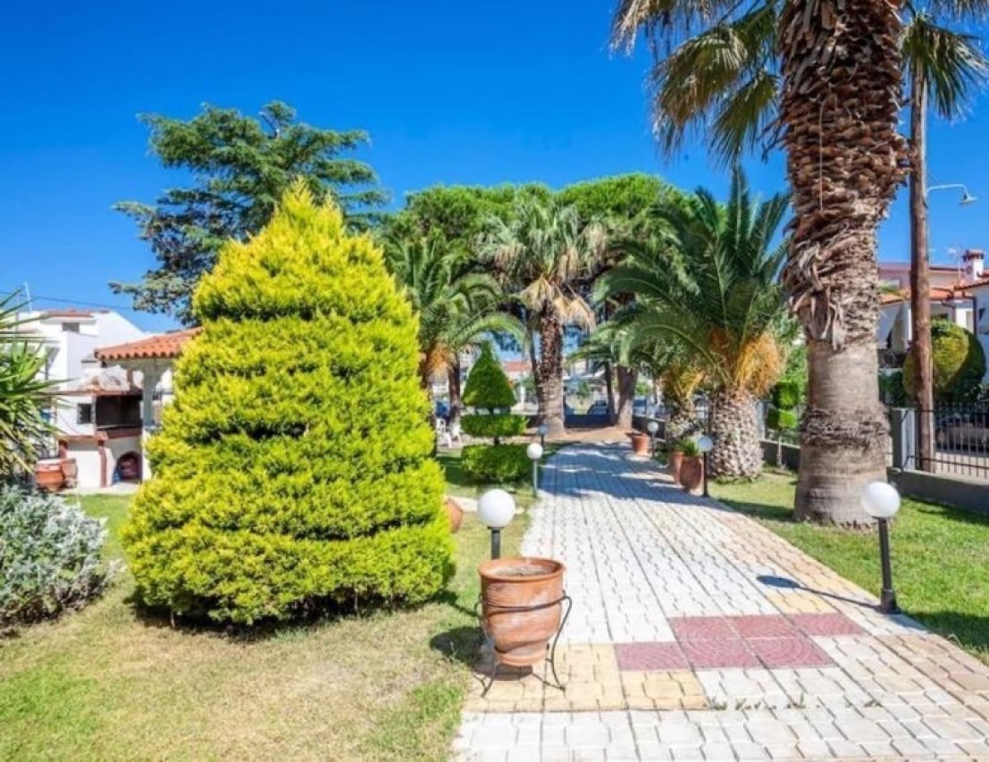 Five-Bedroom Villa for Sale in Nikiti, Halkidiki - 150 m², Nikiti – photo 25 of 36