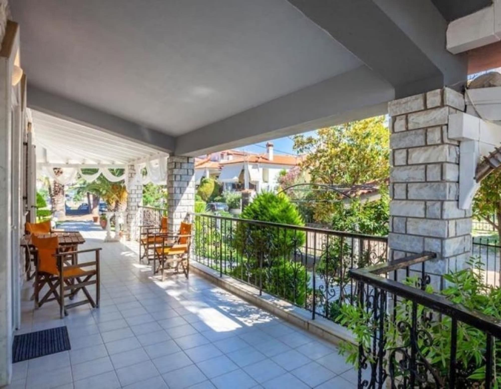 Five-Bedroom Villa for Sale in Nikiti, Halkidiki - 150 m², Nikiti – photo 28 of 36