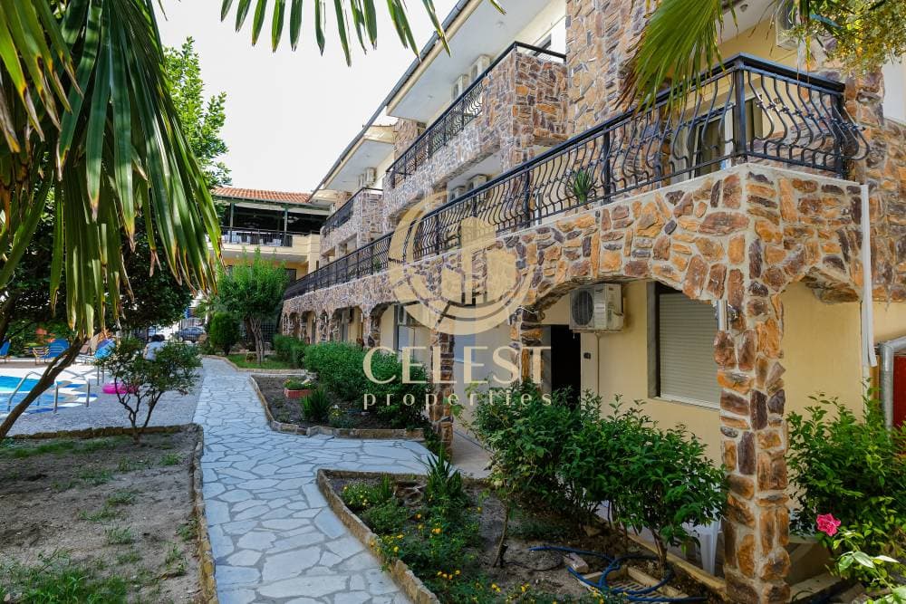 71-Room Hotel for Long-Term Rent in Pefkochori, Halkidiki, Pefkochori – photo 14 of 17