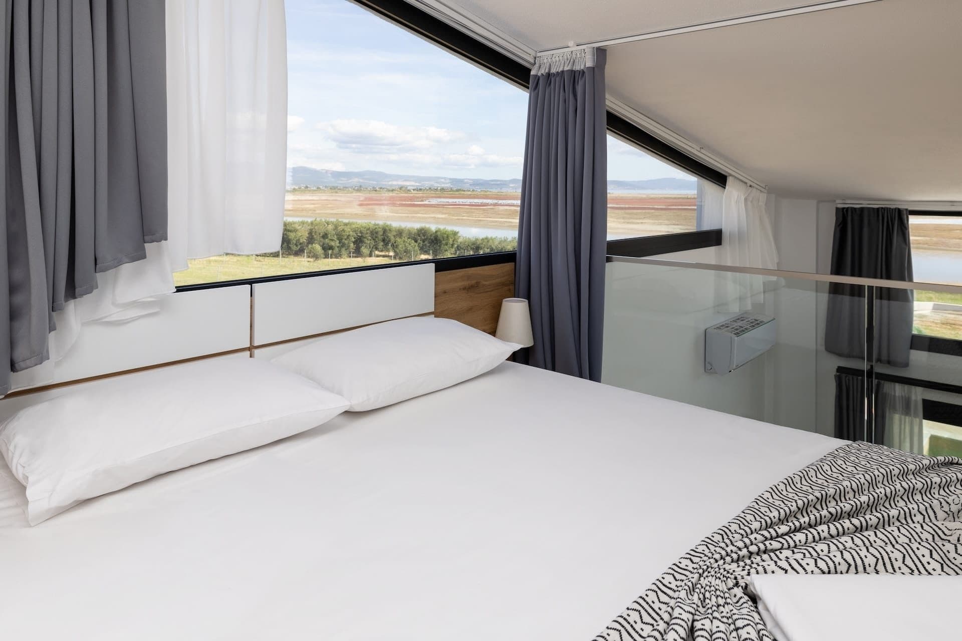 The Signature Villa - 1 Bedroom Villa with Private Pool, Nea Moudania – photo 27 of 32