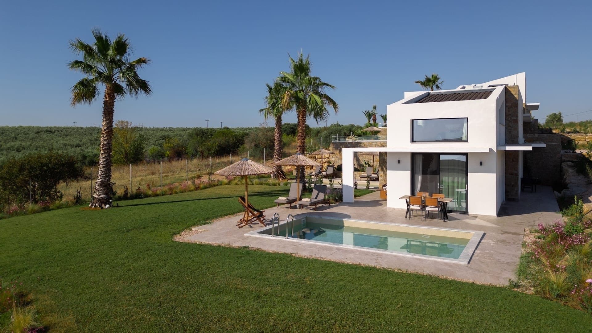 The Signature Villa - 1 Bedroom Villa with Private Pool, Nea Moudania – photo 28 of 32