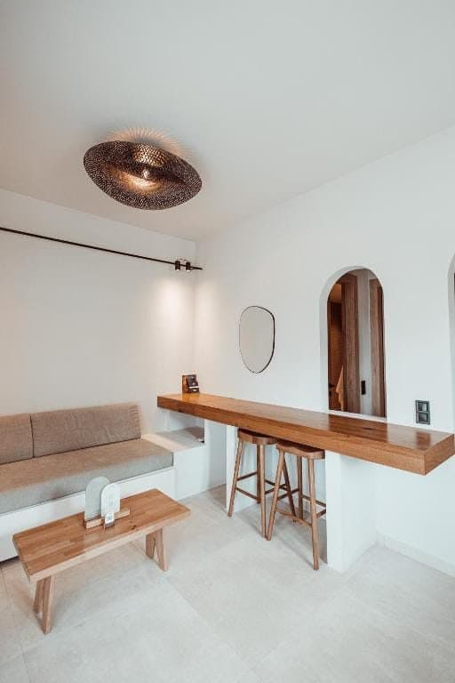 105 One Bedroom Apartment First Floor