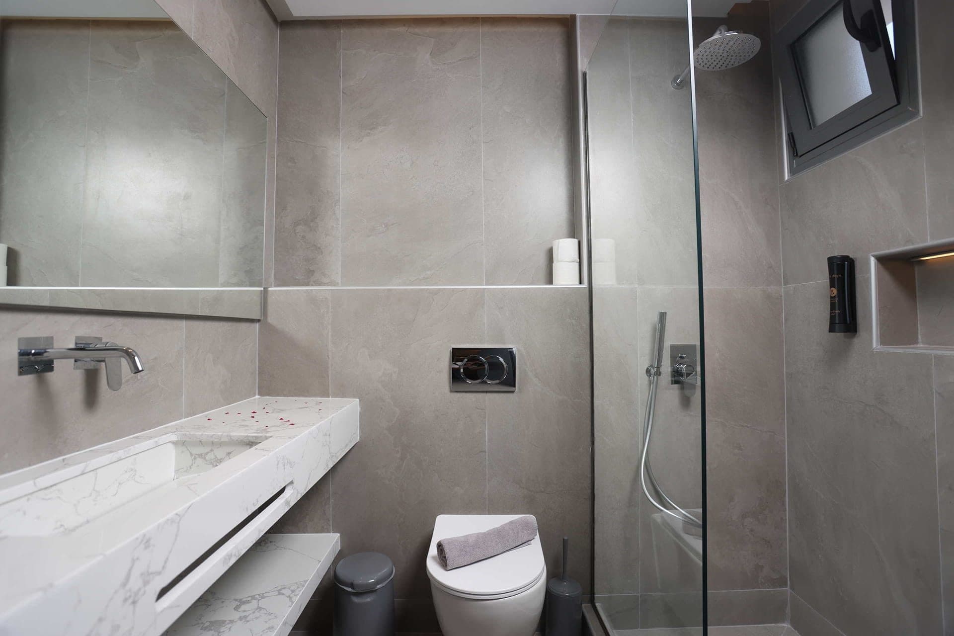 Double Room Pool View, Pefkochori – photo 9 of 11