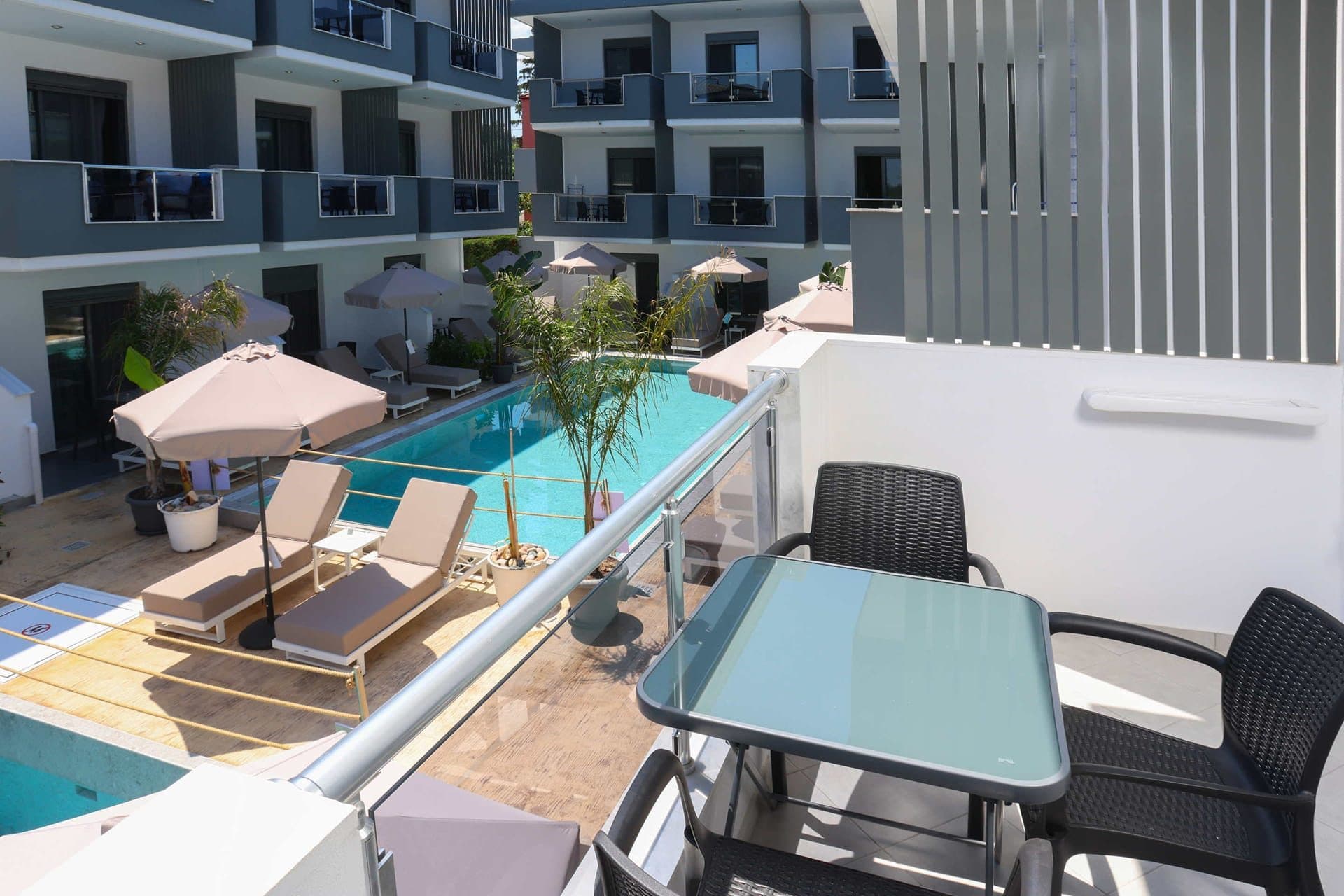 Triple Room Pool View, Pefkochori – photo 10 of 16